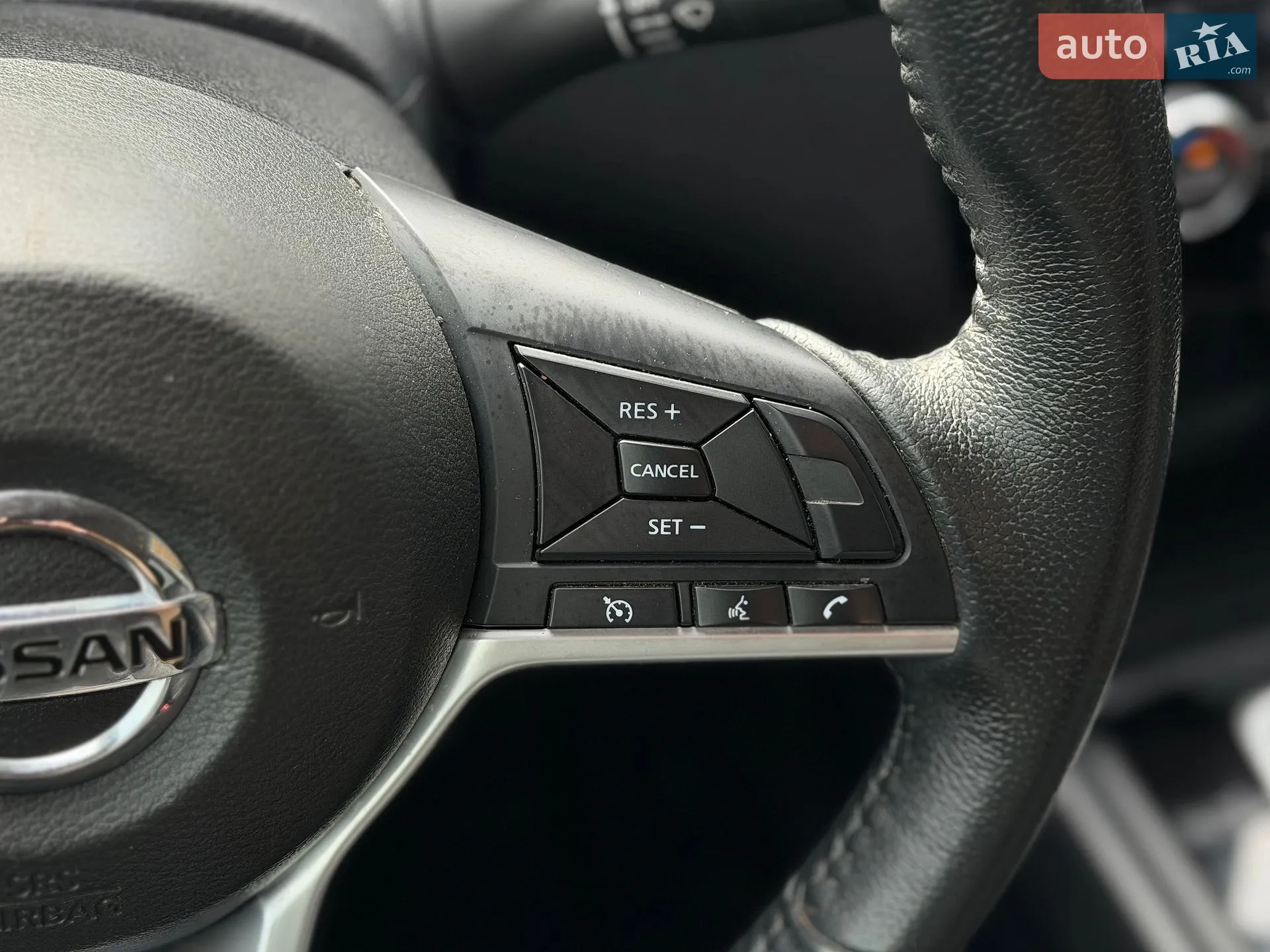 2019 Nissan Rogue - мініатюра 41