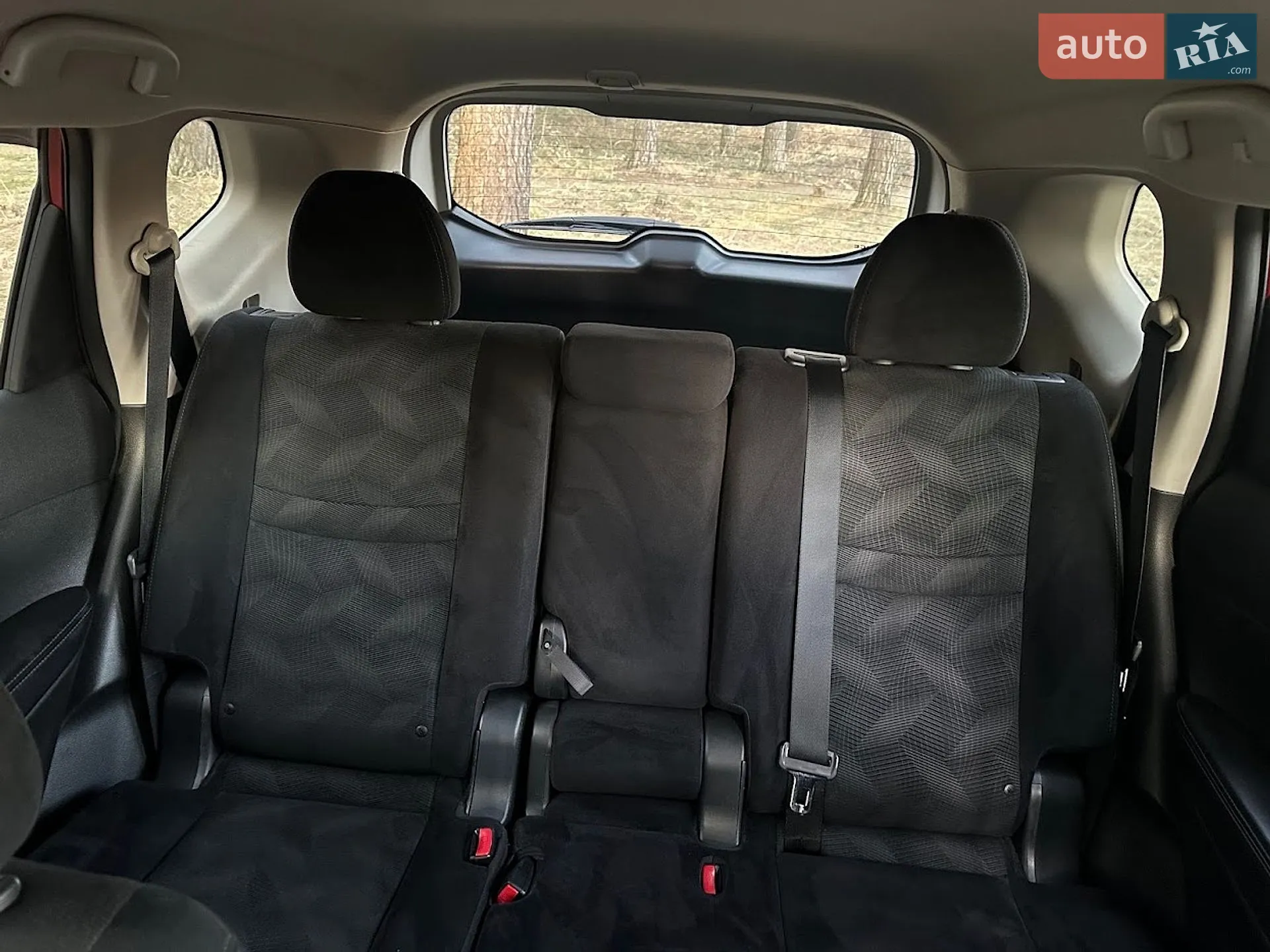 2015 Nissan Rogue - мініатюра 16