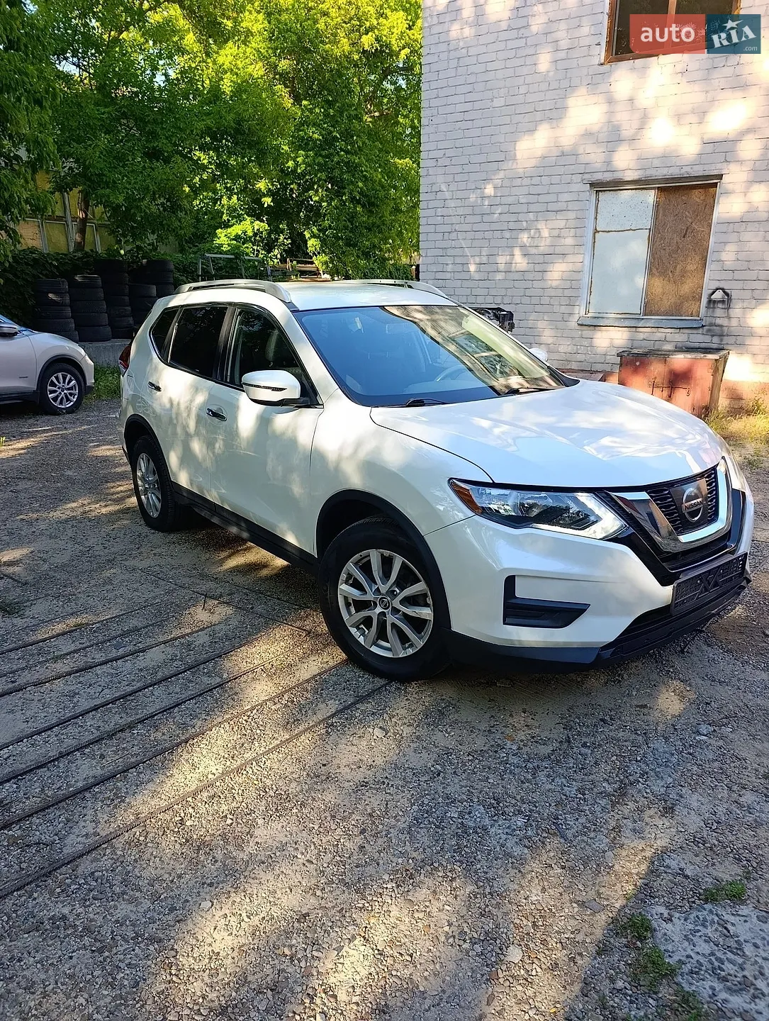 2017 Nissan Rogue - фото 1