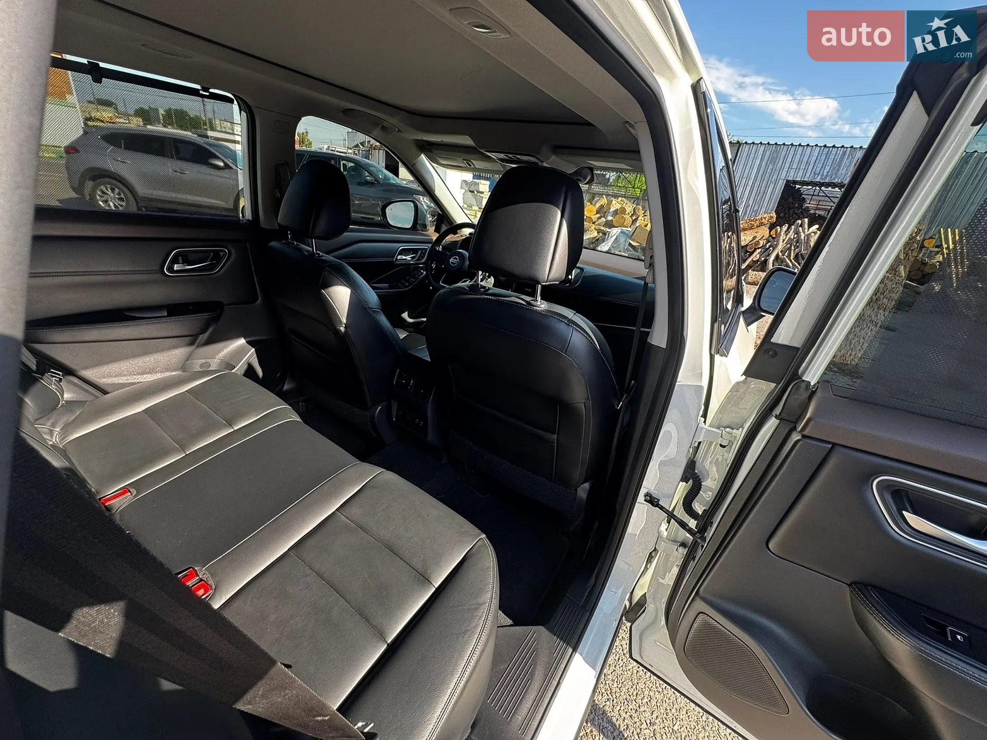 2021 Nissan Rogue - мініатюра 16