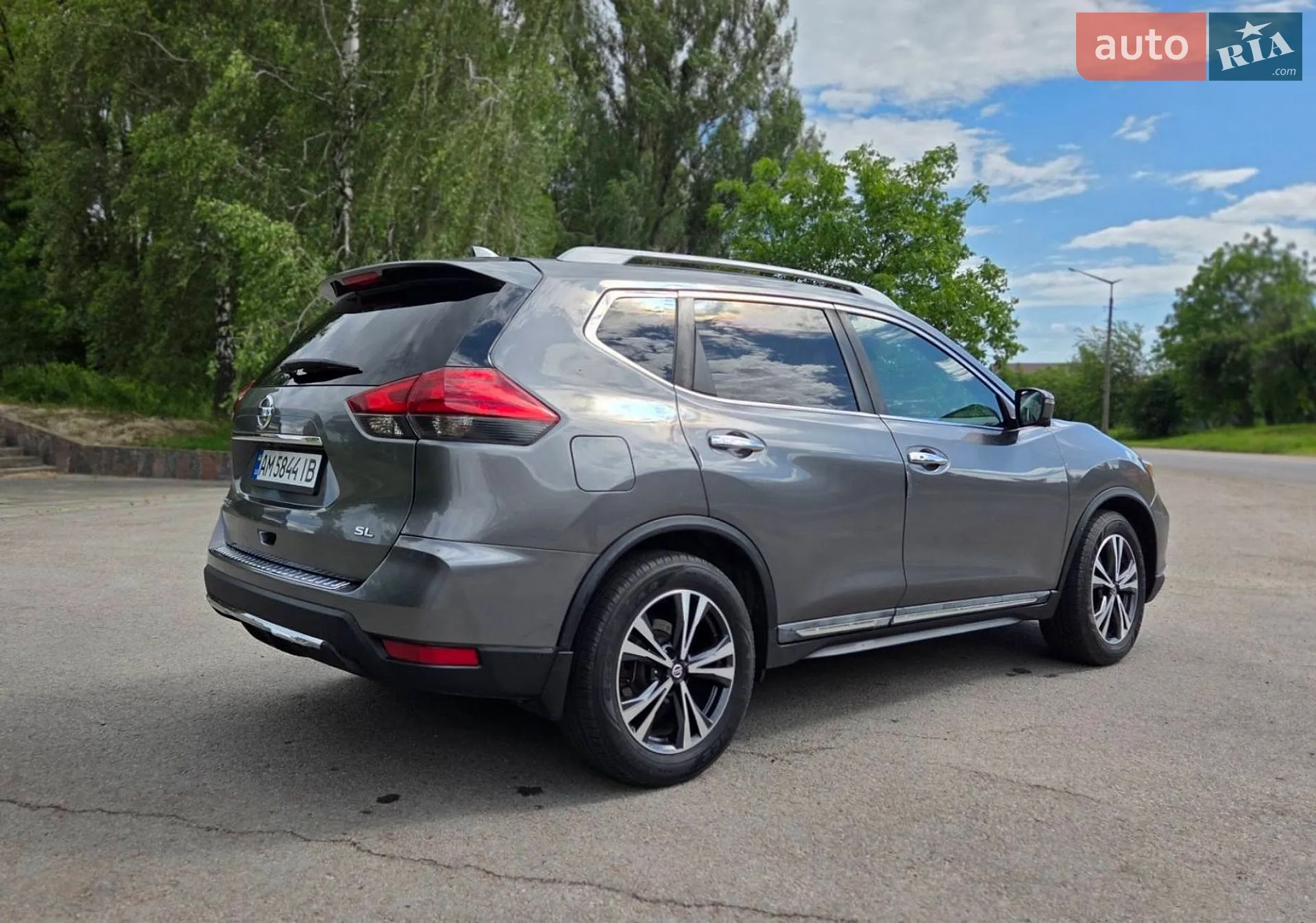 2017 Nissan Rogue - мініатюра 3