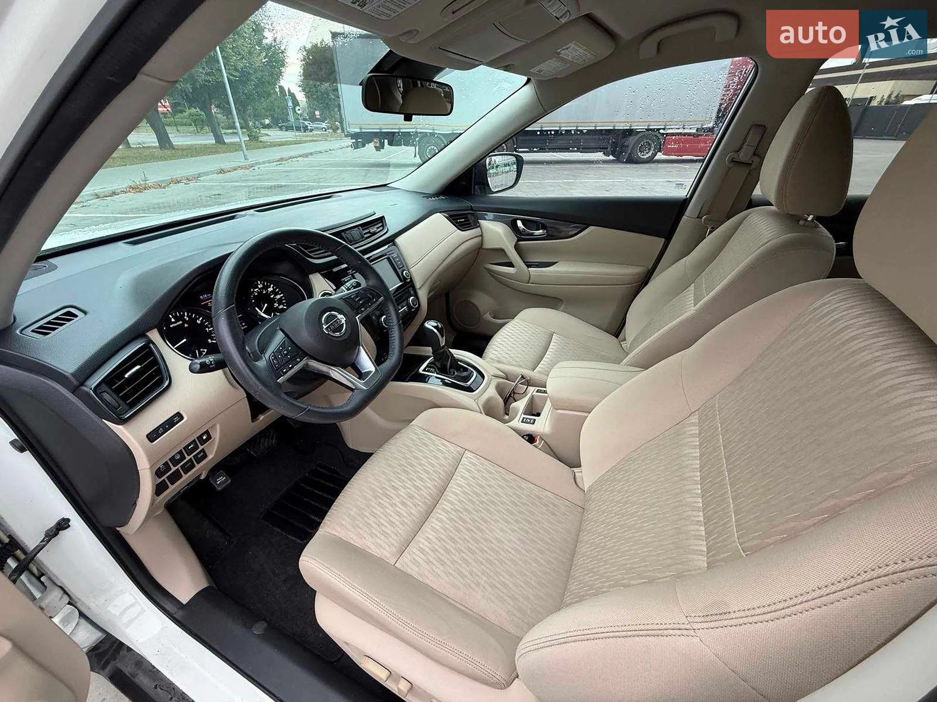 2019 Nissan Rogue - мініатюра 18