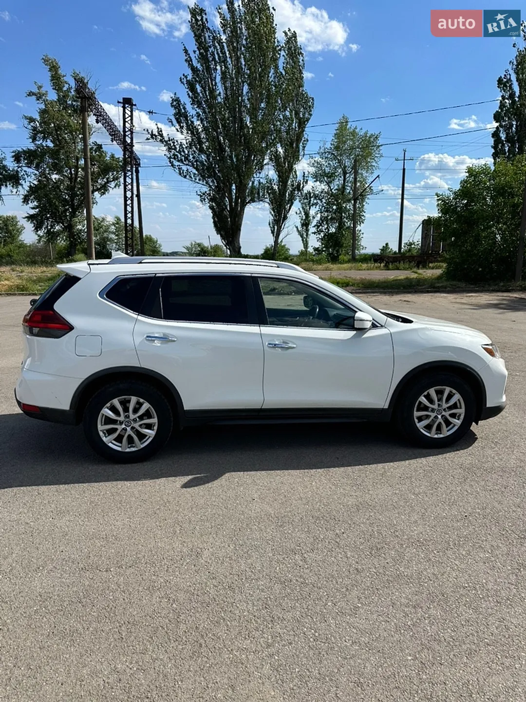 2017 Nissan Rogue - мініатюра 4