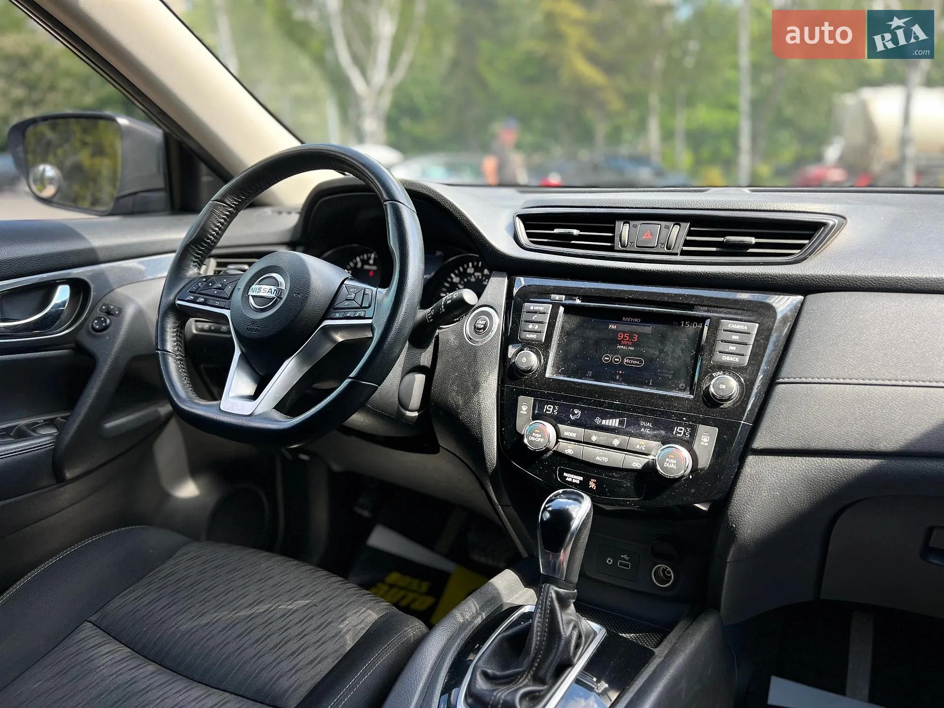 2018 Nissan Rogue - мініатюра 19