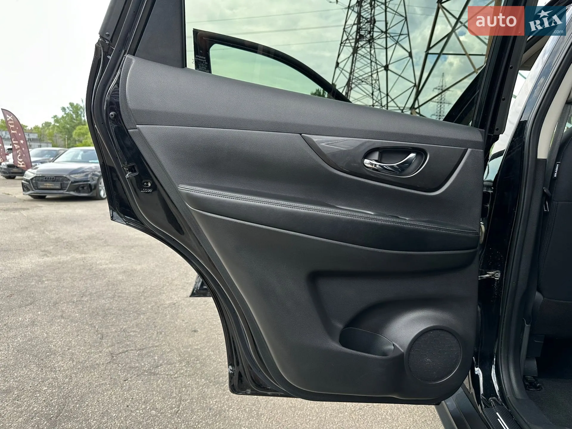 2020 Nissan Rogue - мініатюра 18