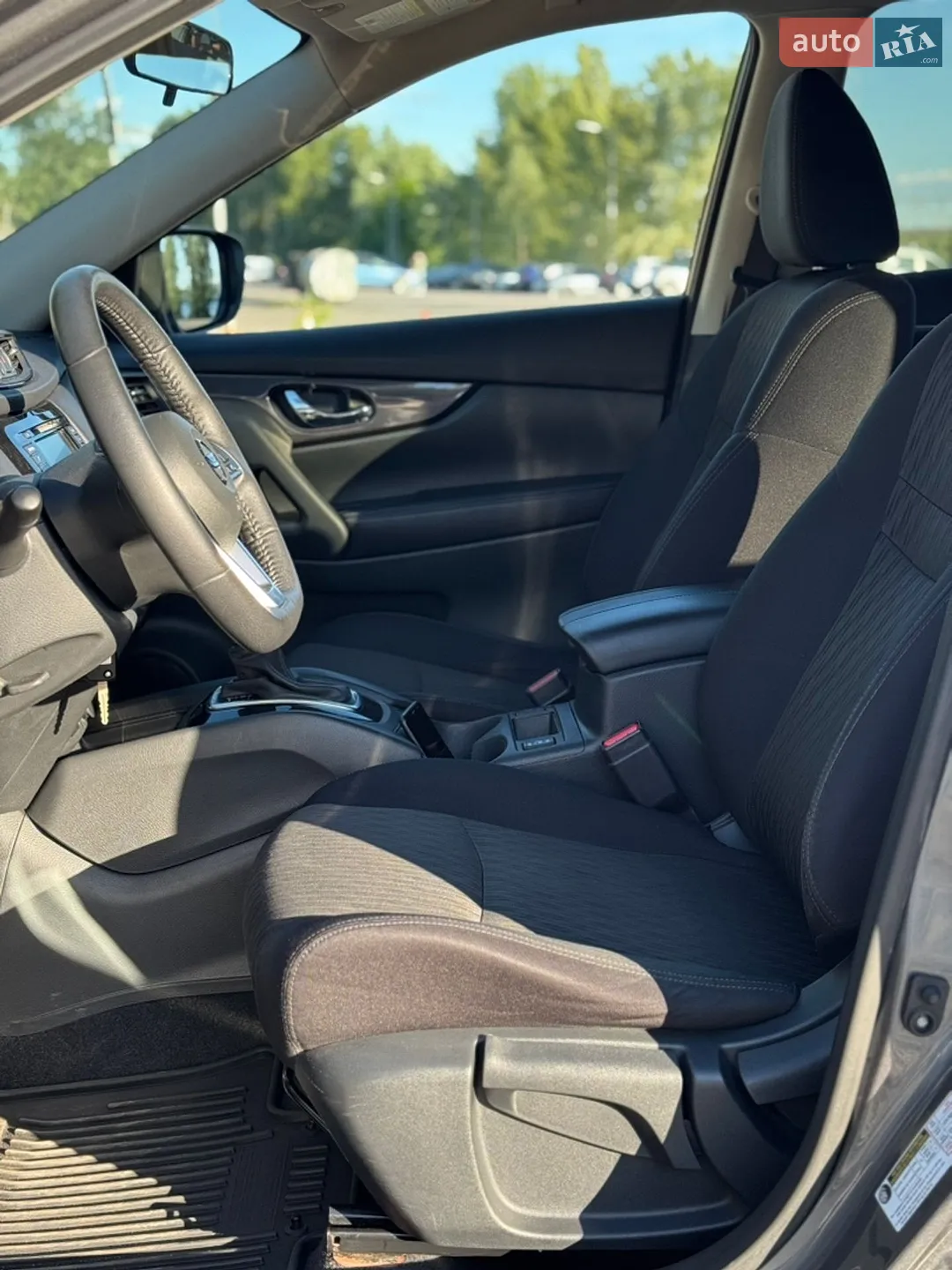 2018 Nissan Rogue - мініатюра 18
