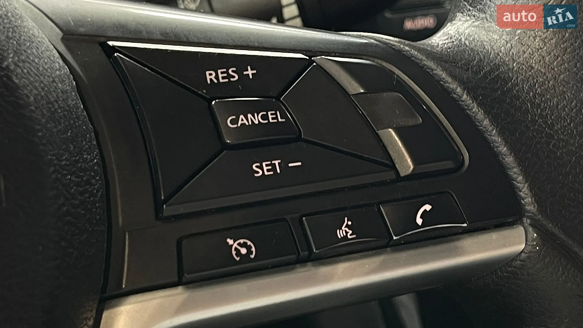 2019 Nissan Rogue - мініатюра 24