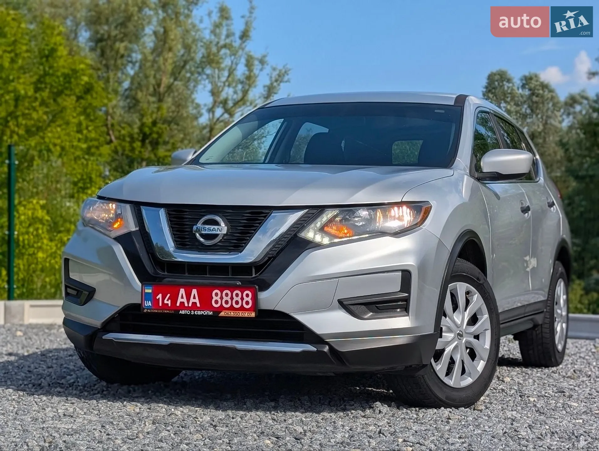 2017 Nissan Rogue - мініатюра 3
