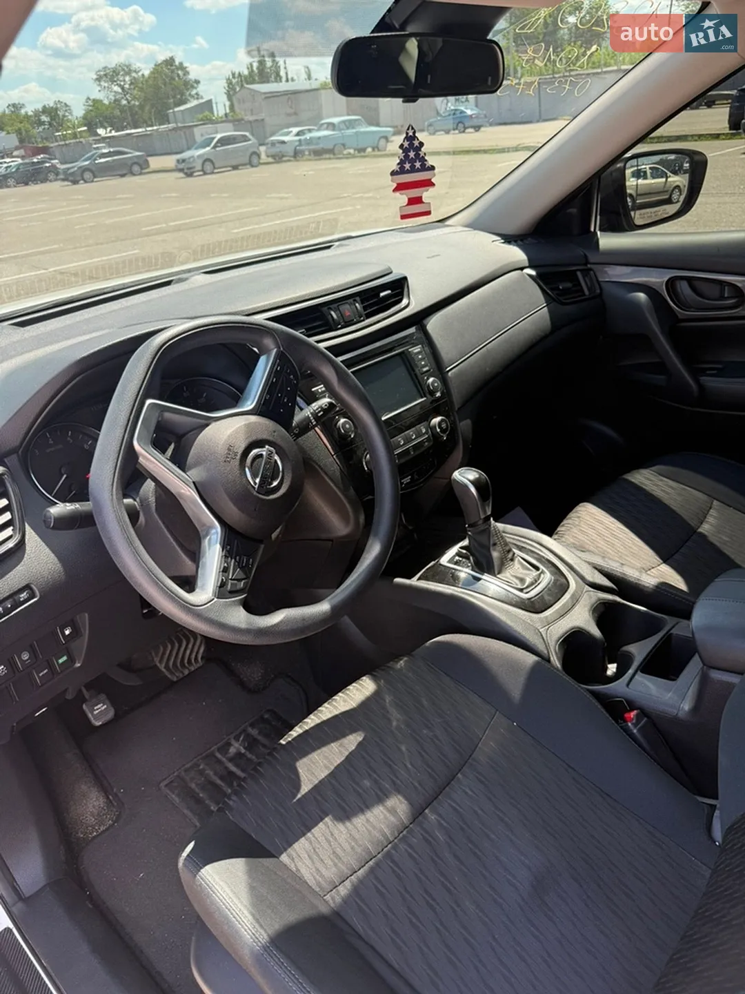 2019 Nissan Rogue - мініатюра 18