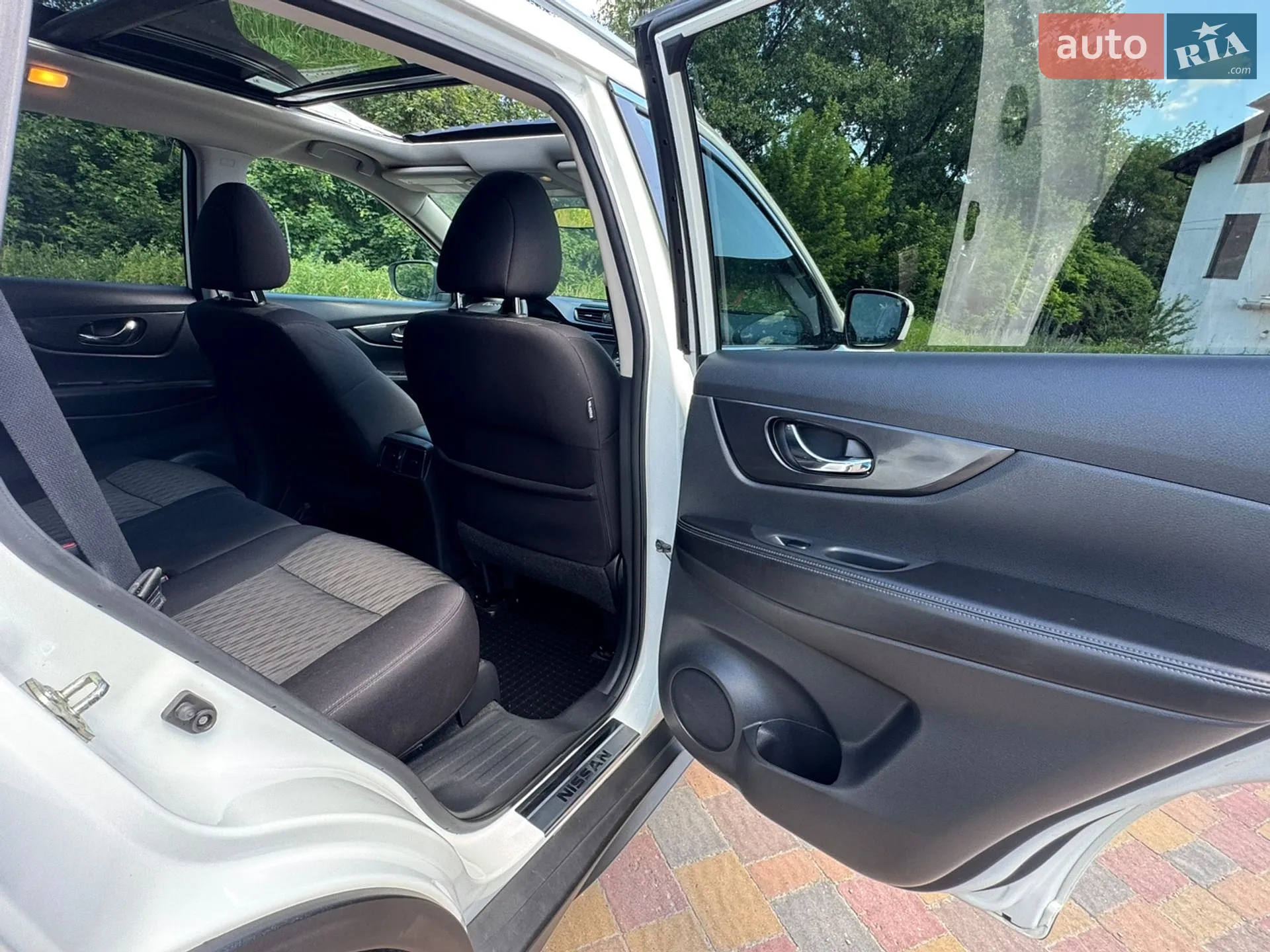 2017 Nissan Rogue - мініатюра 18