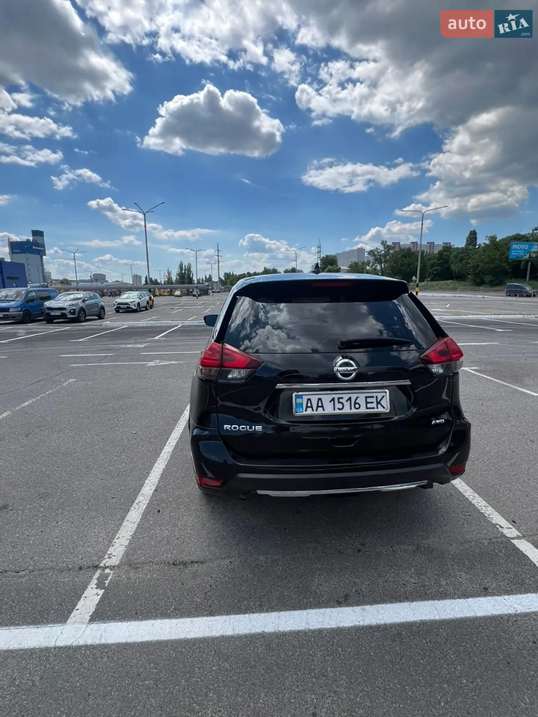 2017 Nissan Rogue - мініатюра 4