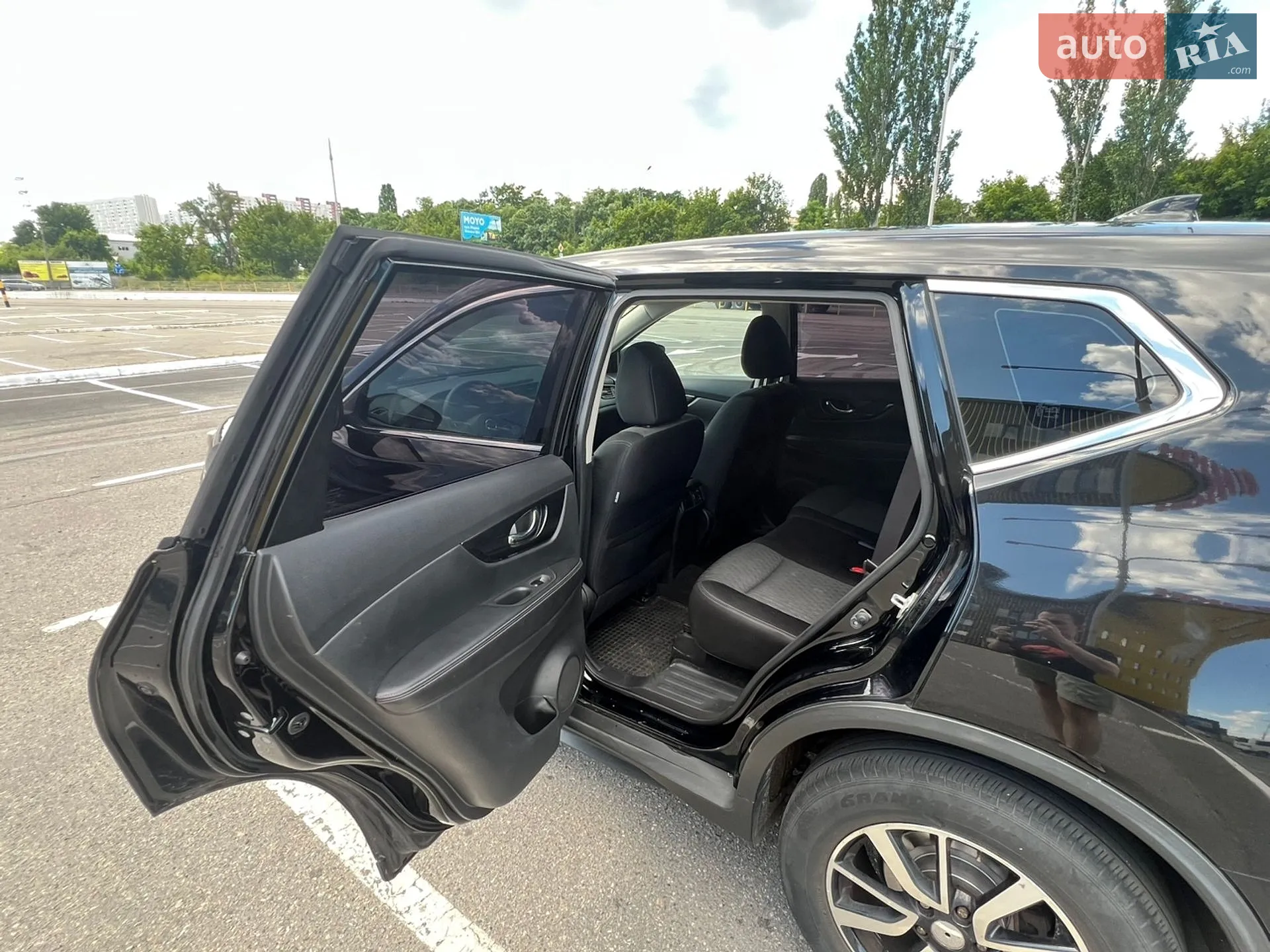 2017 Nissan Rogue - мініатюра 6