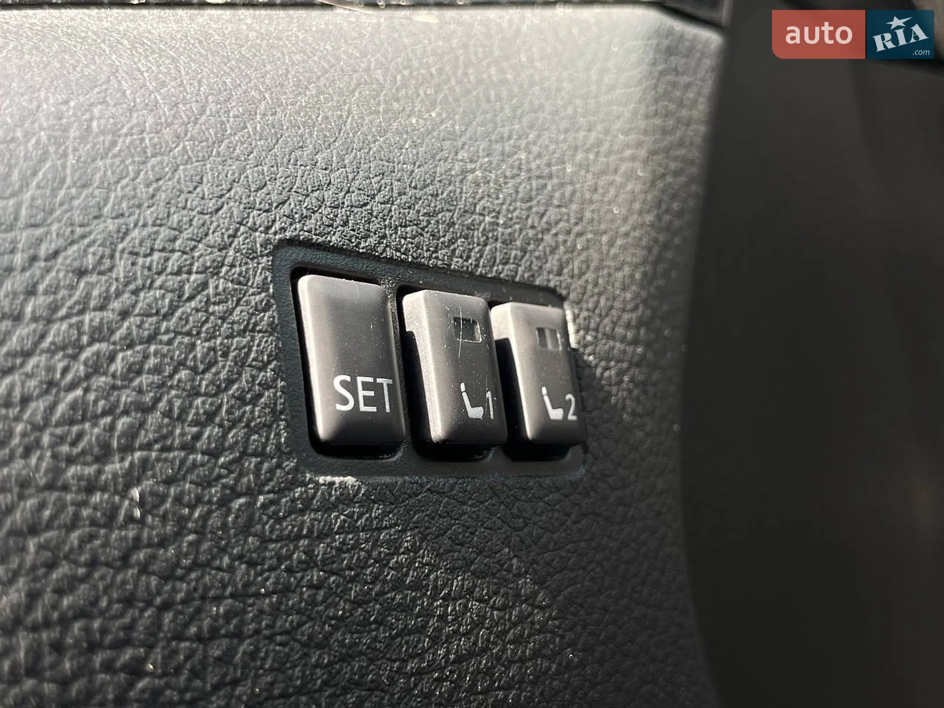 2018 Nissan Rogue - мініатюра 16