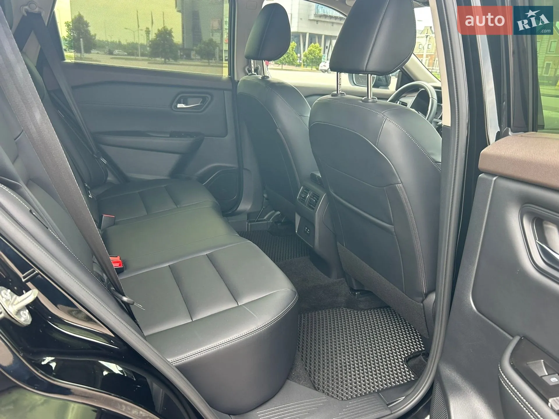 2023 Nissan Rogue - мініатюра 27