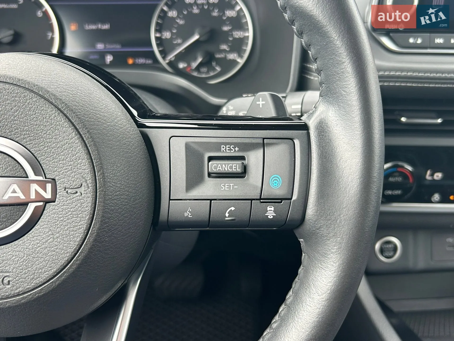 2023 Nissan Rogue - мініатюра 38