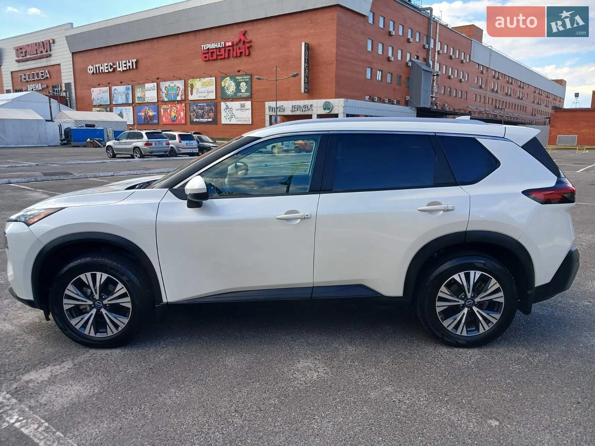 2022 Nissan Rogue - мініатюра 12