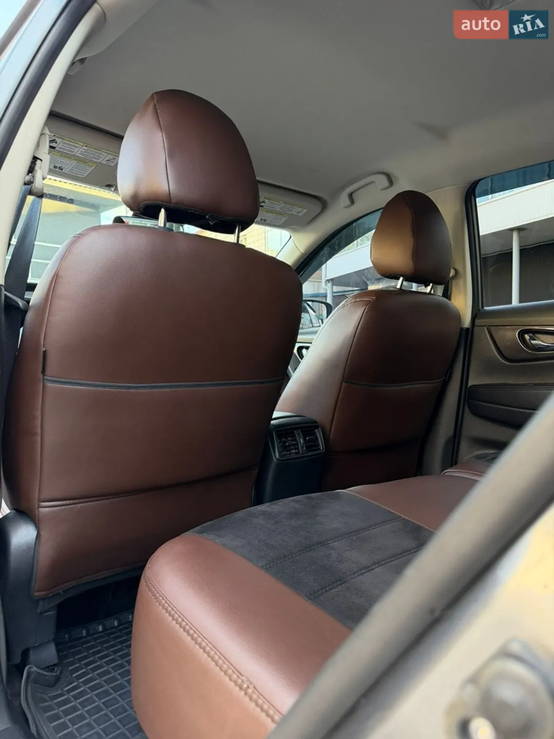 2019 Nissan Rogue - мініатюра 15