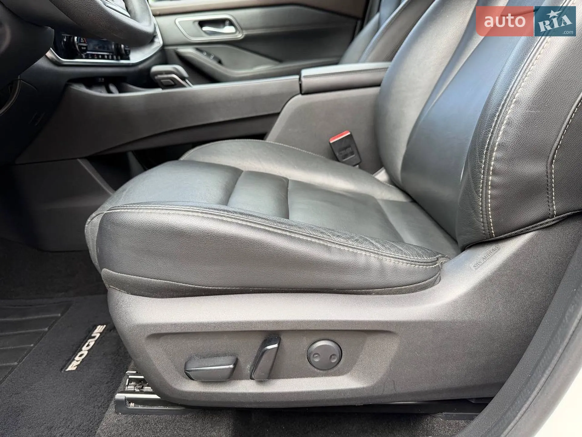 2020 Nissan Rogue - мініатюра 19