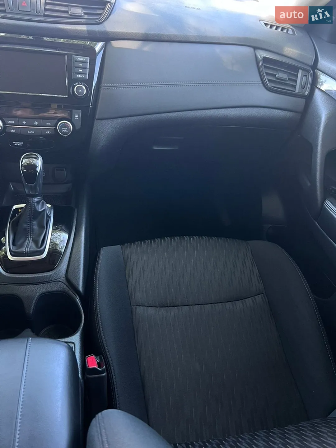 2018 Nissan Rogue - мініатюра 6