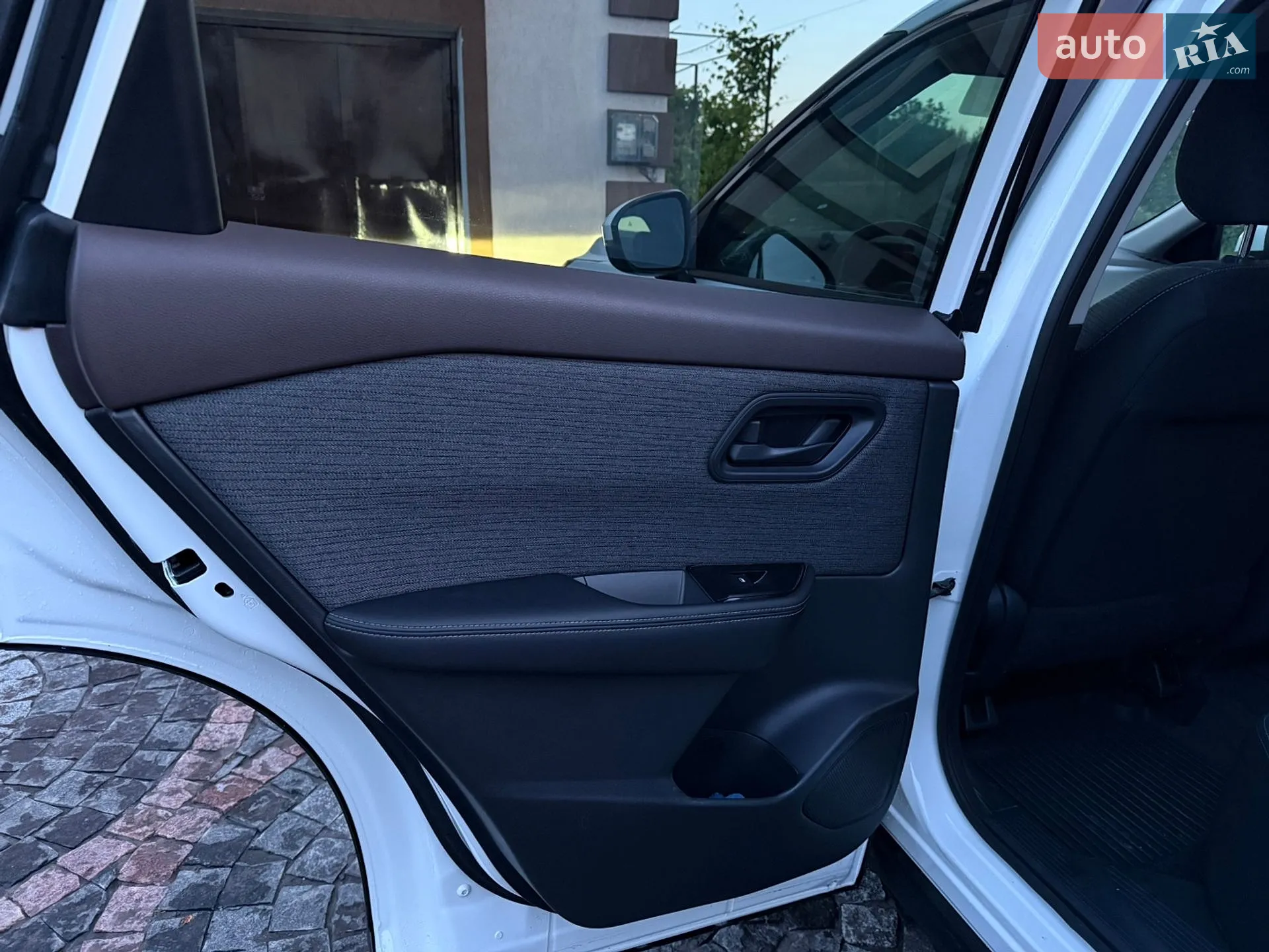 2022 Nissan Rogue - мініатюра 14