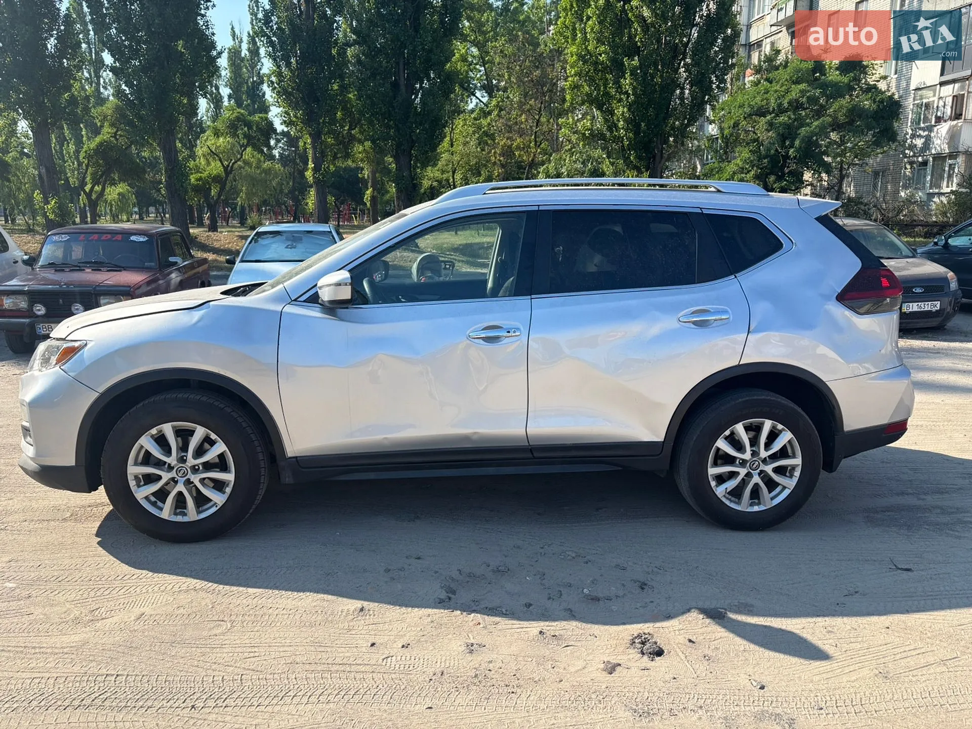 2020 Nissan Rogue - мініатюра 3