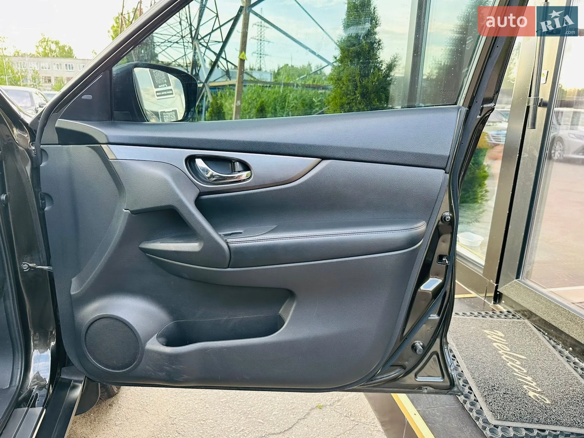 2016 Nissan Rogue - мініатюра 27