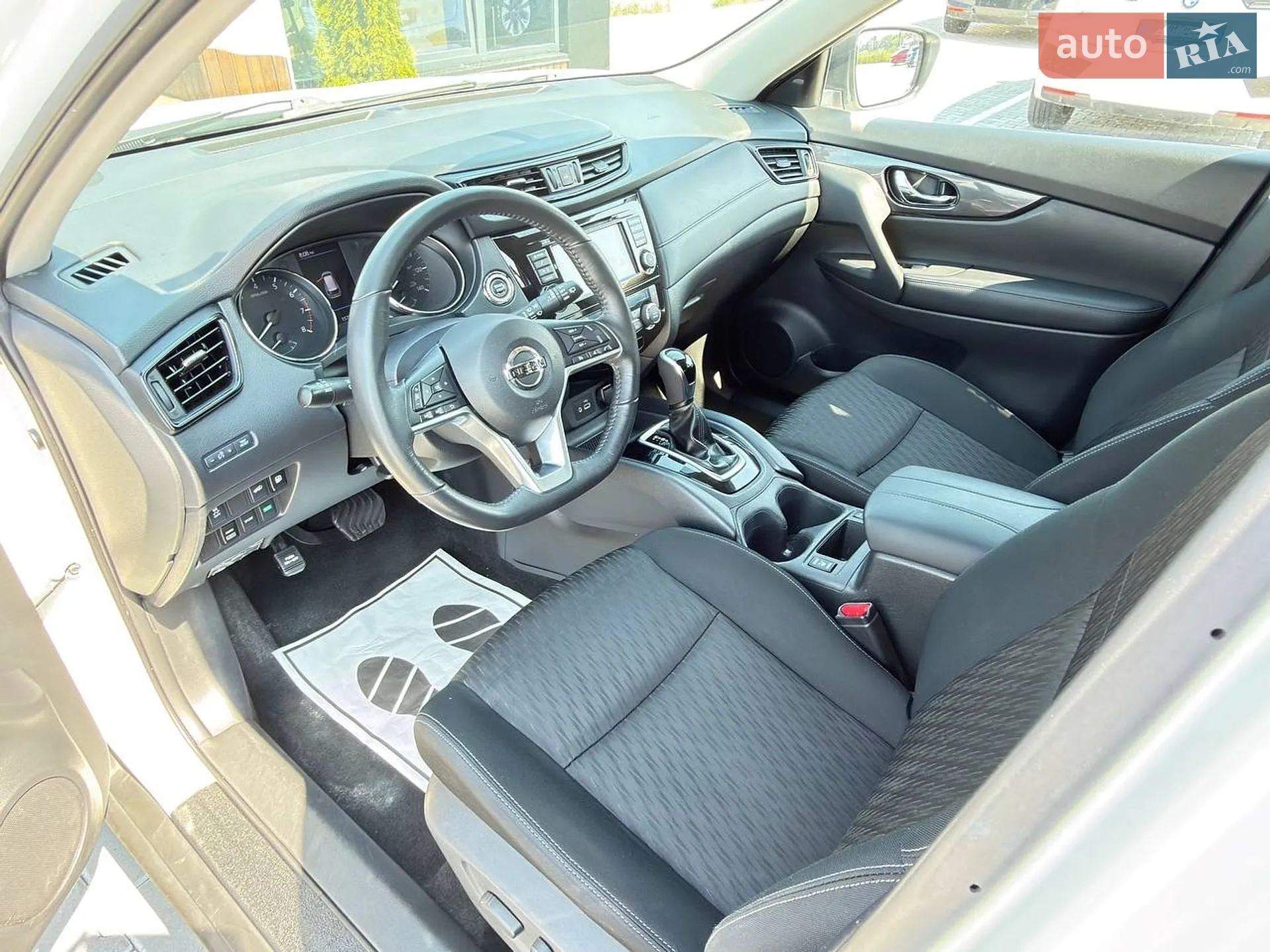 2018 Nissan Rogue - мініатюра 12