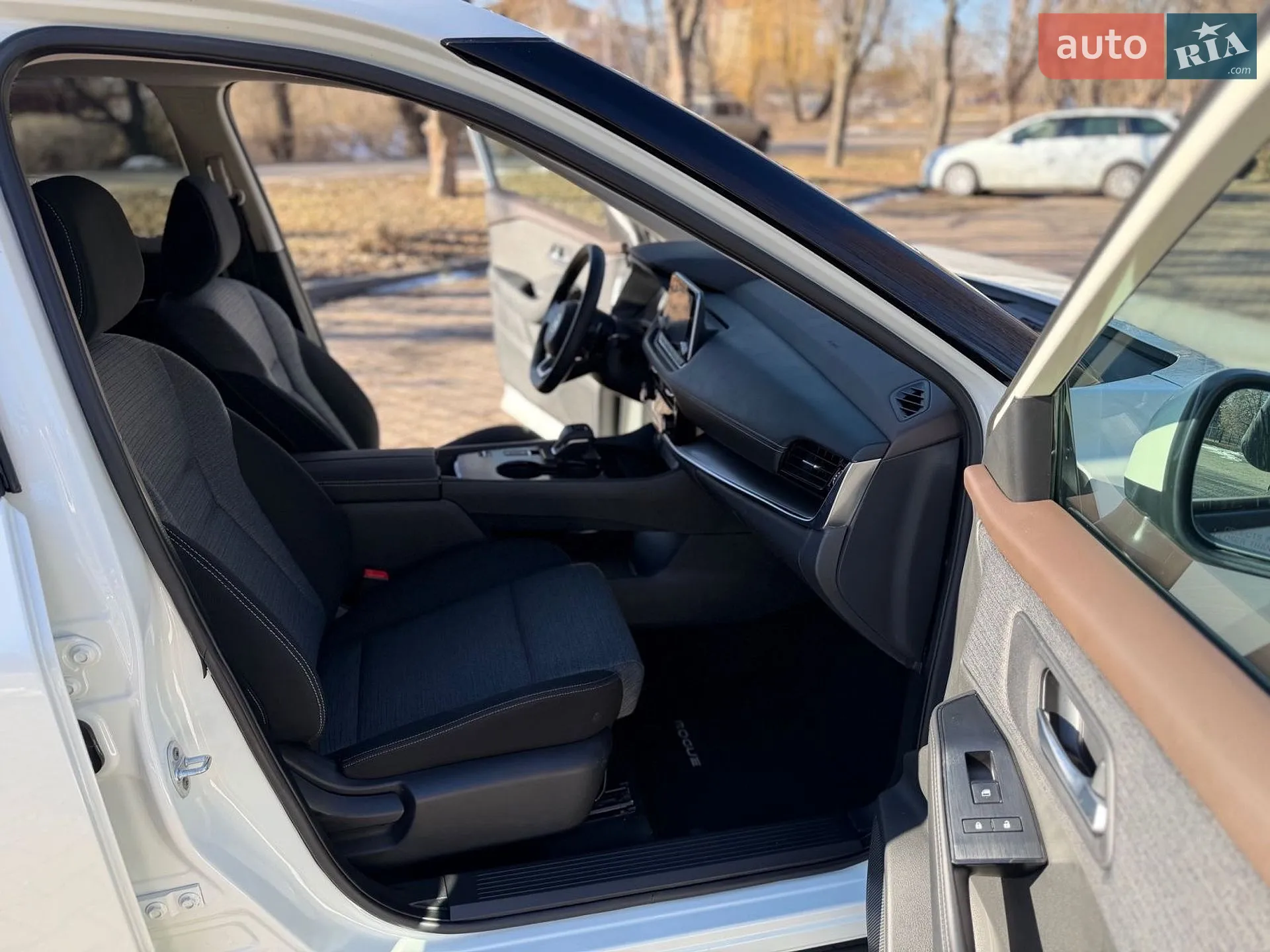 2020 Nissan Rogue - мініатюра 13