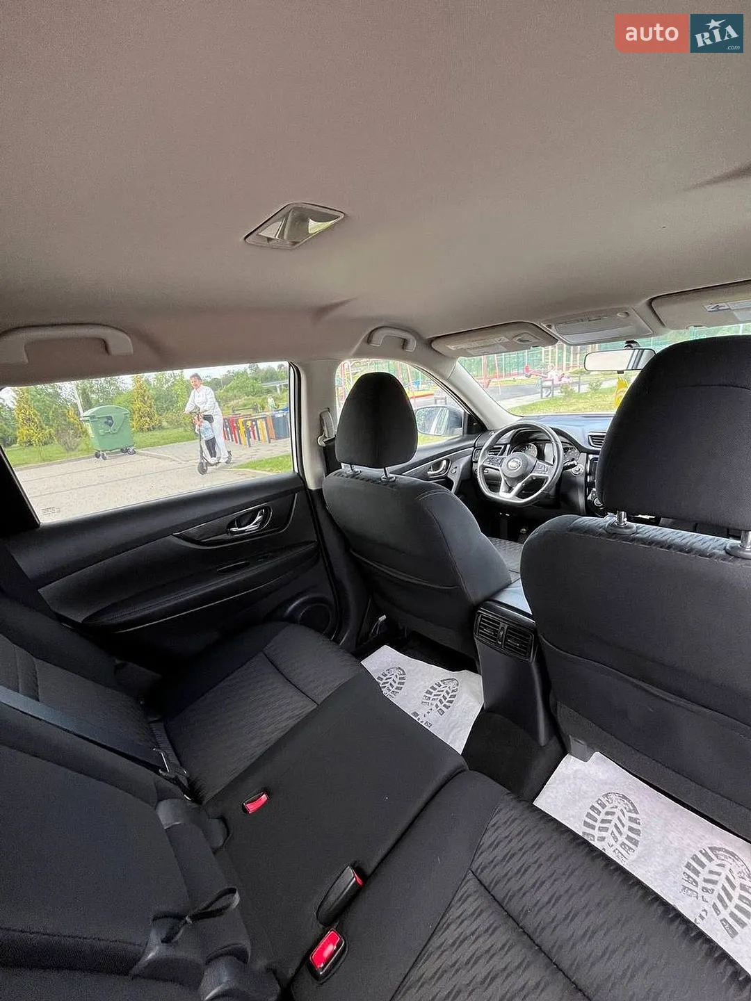 2017 Nissan Rogue - мініатюра 16