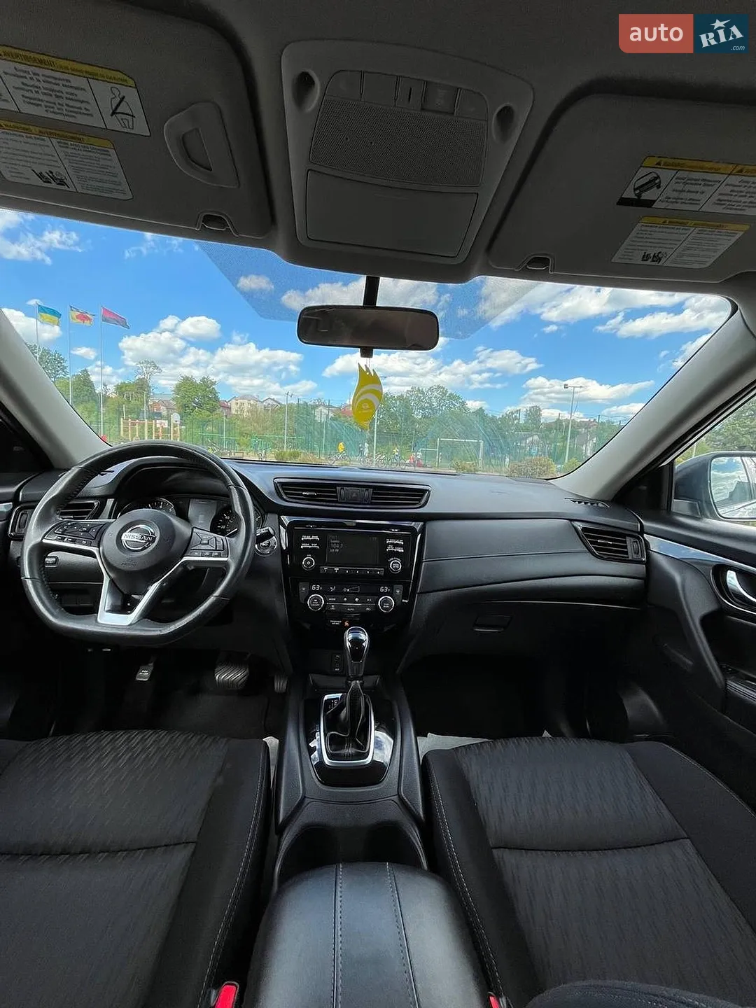 2017 Nissan Rogue - мініатюра 21