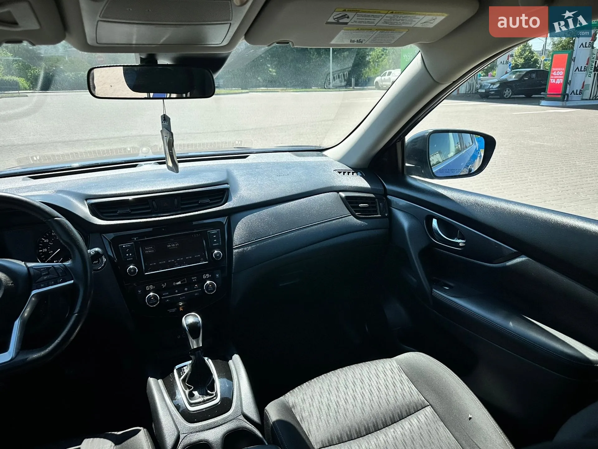 2019 Nissan Rogue - мініатюра 29