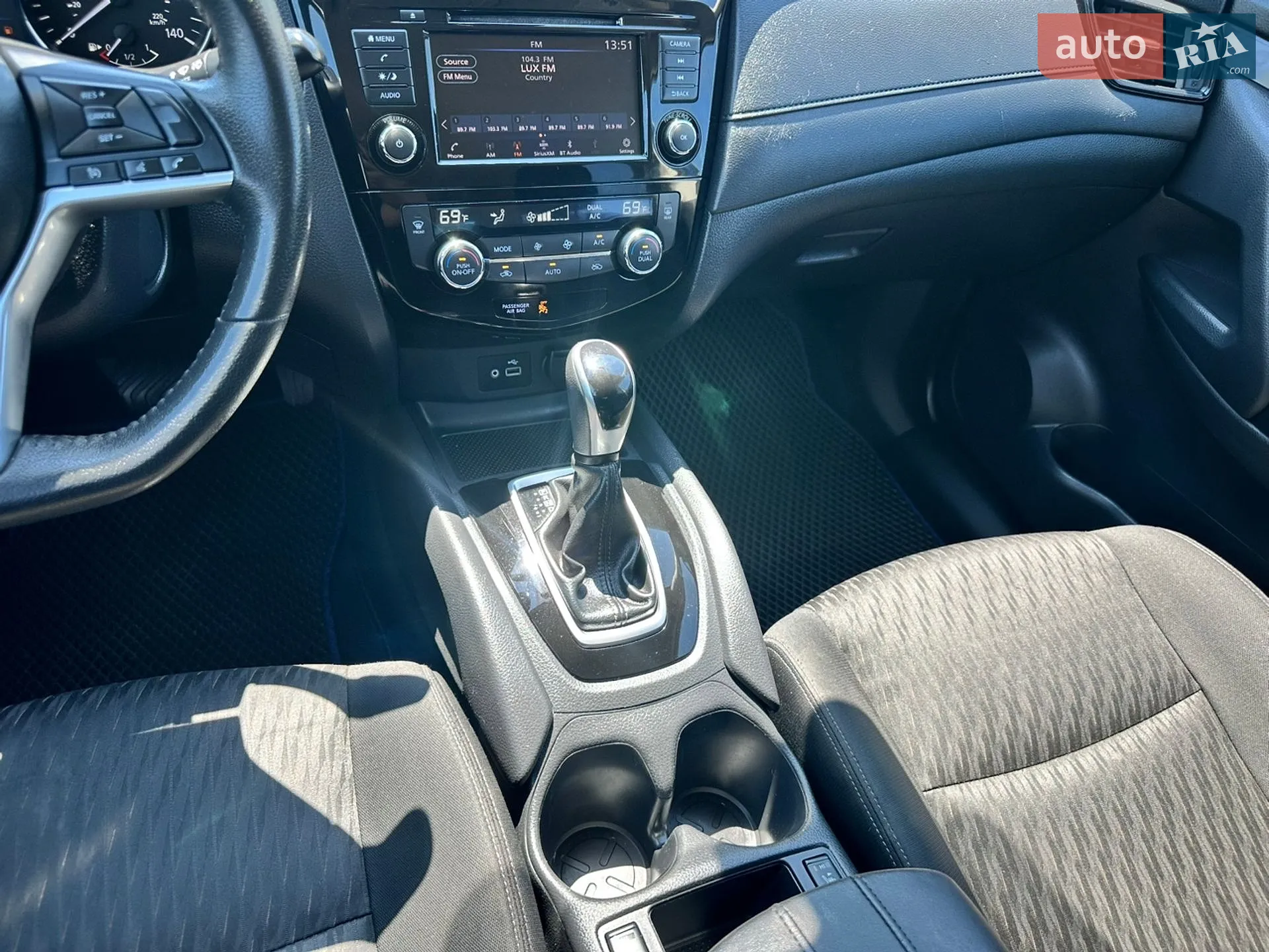 2019 Nissan Rogue - мініатюра 30