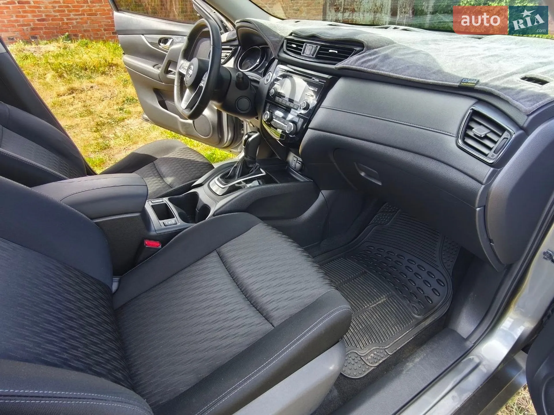 2017 Nissan Rogue - мініатюра 13