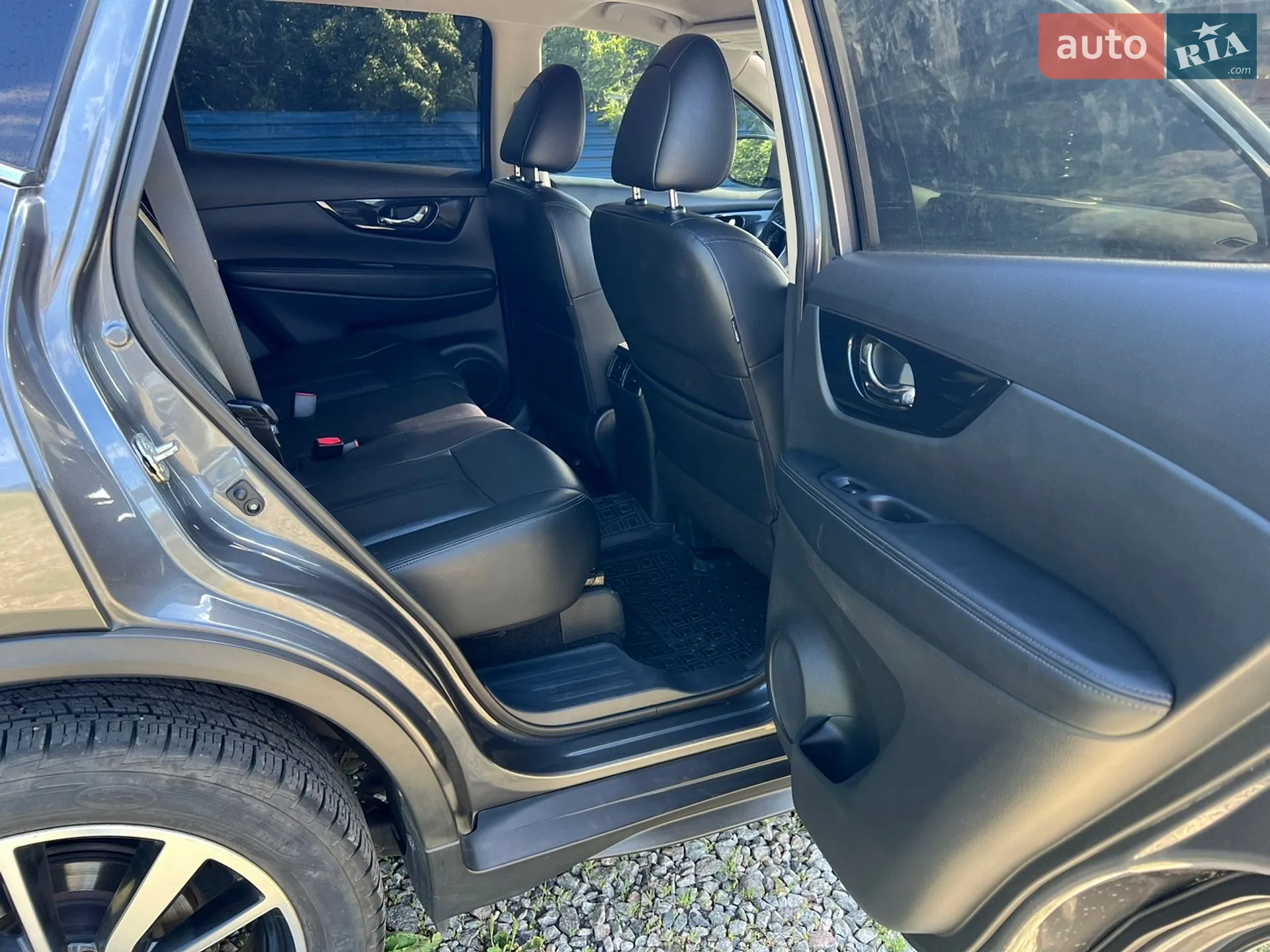 2019 Nissan Rogue - мініатюра 11