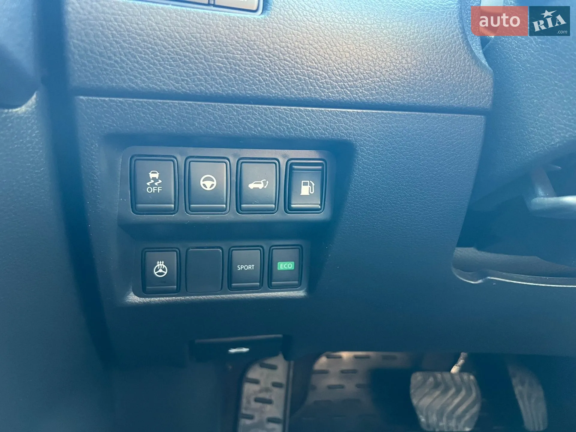 2019 Nissan Rogue - мініатюра 15