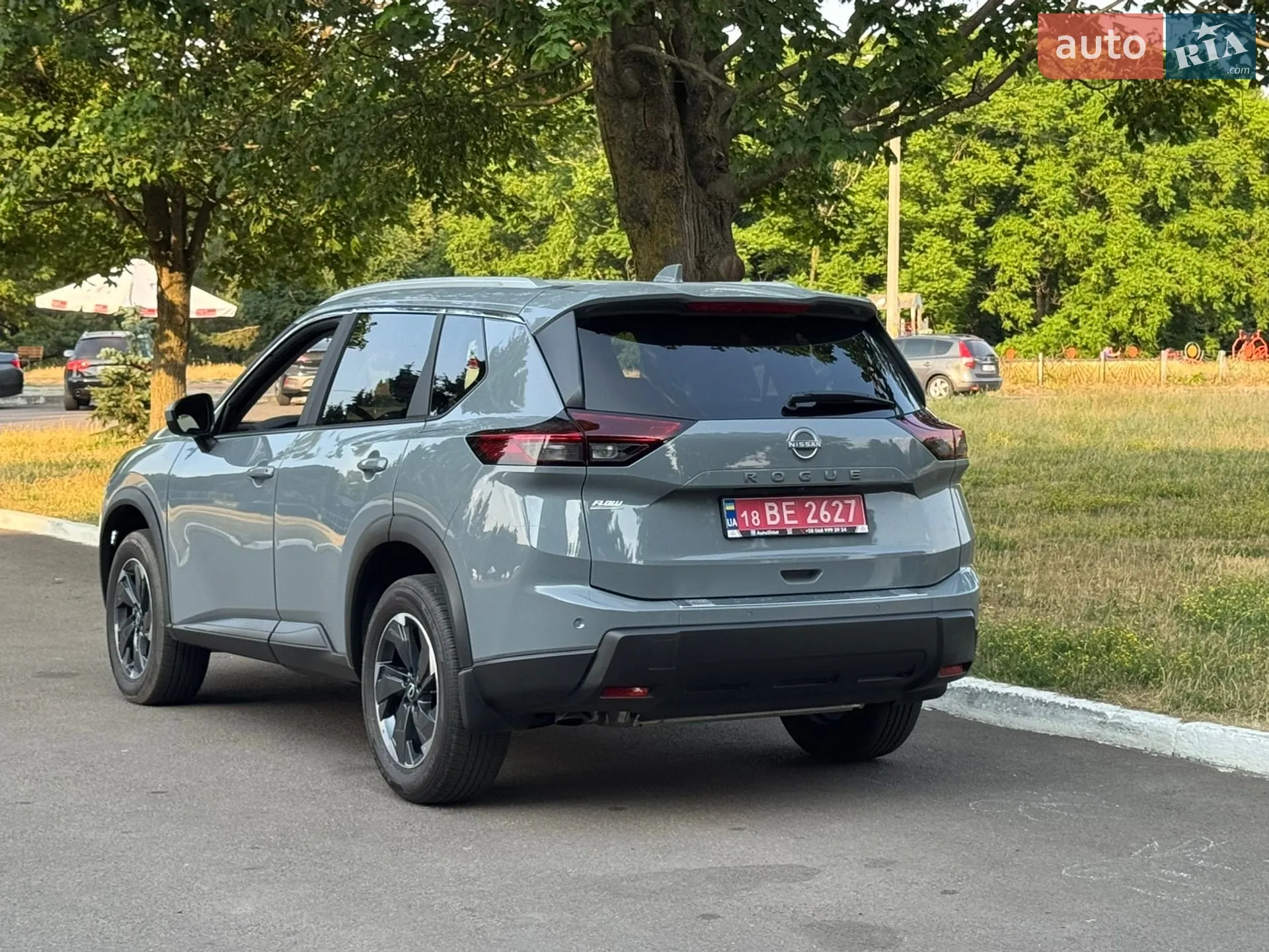 2025 Nissan Rogue - мініатюра 12