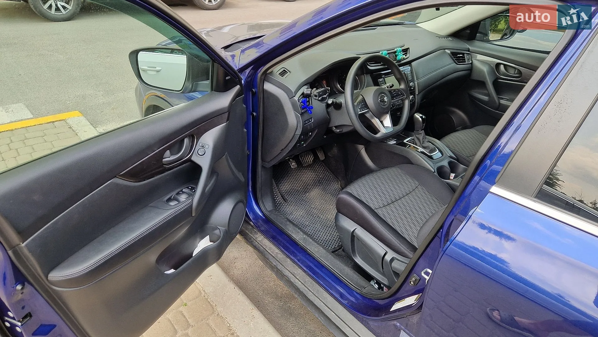 2019 Nissan Rogue - мініатюра 10