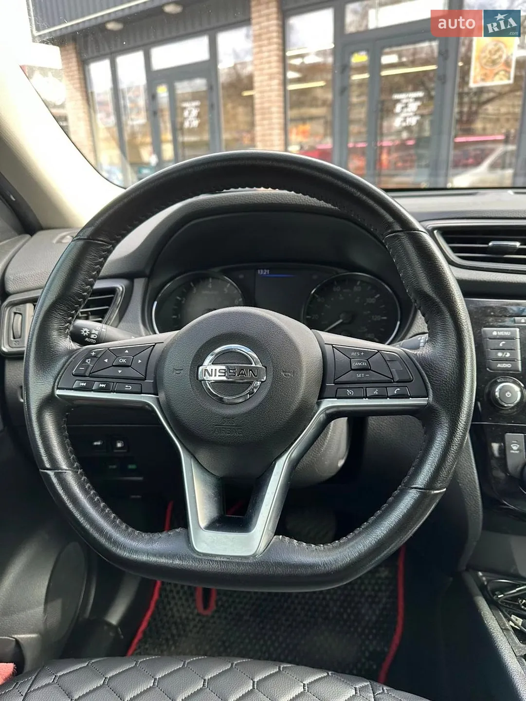 2018 Nissan Rogue - мініатюра 4