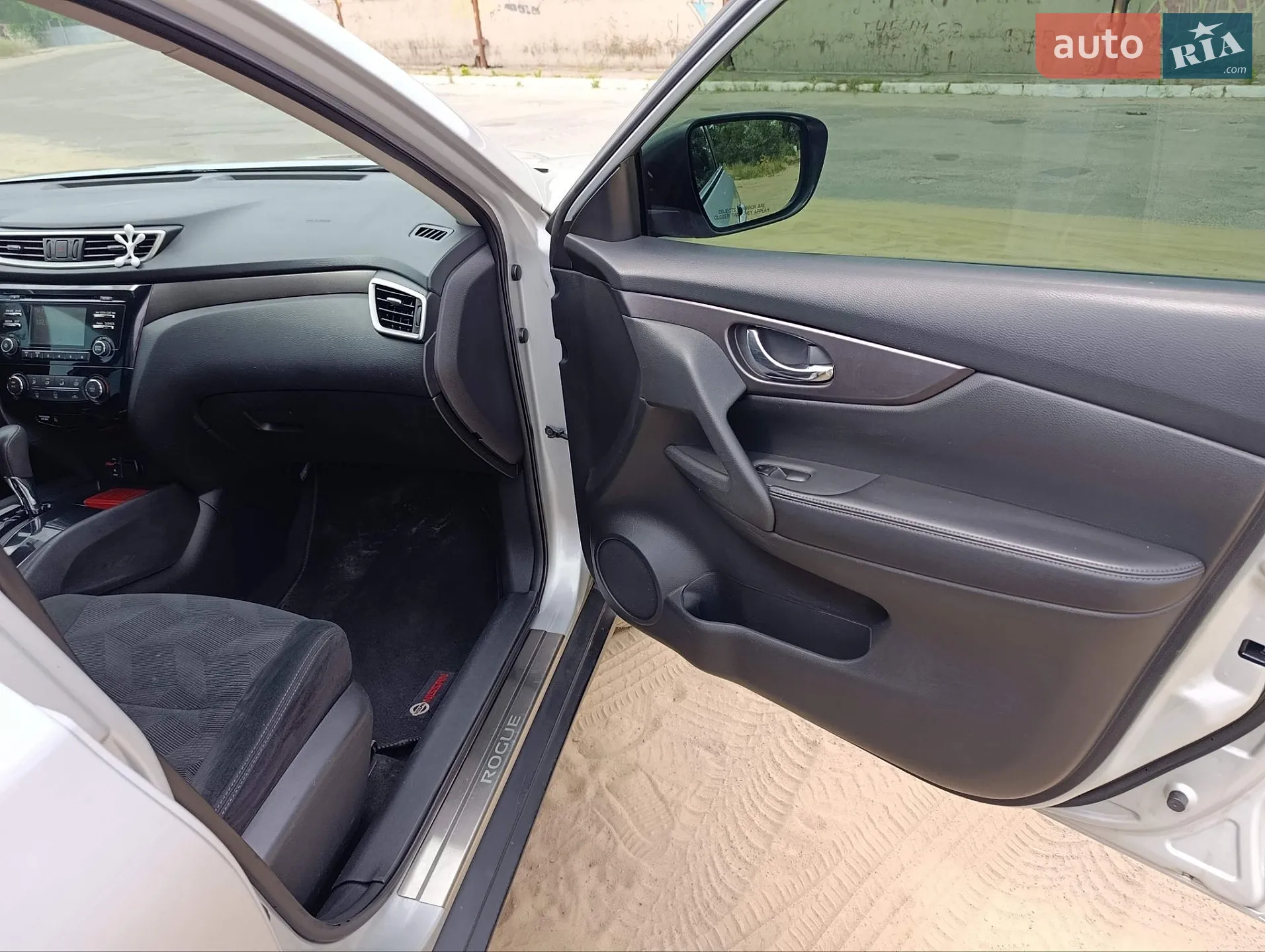 2016 Nissan Rogue - мініатюра 12