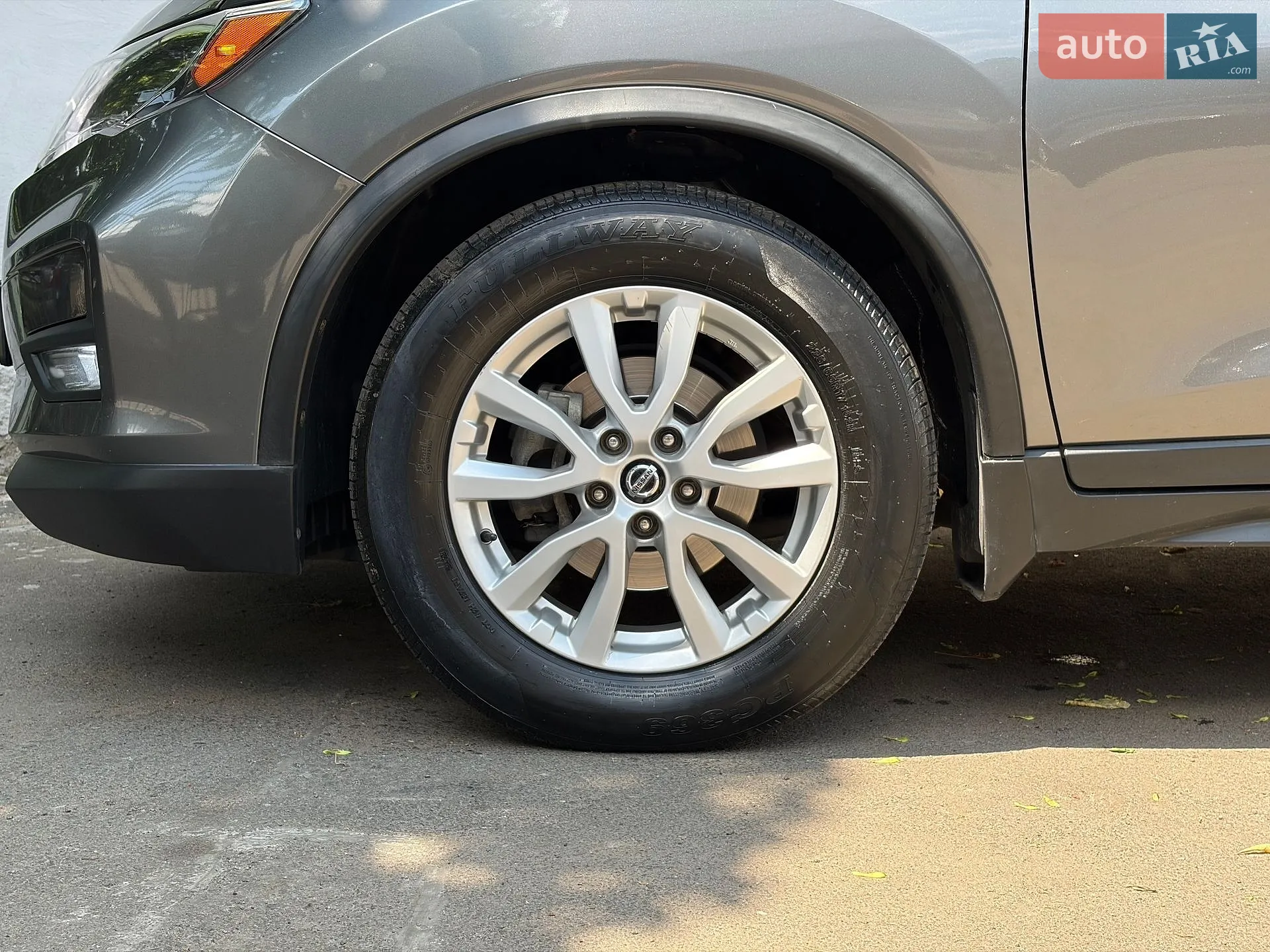 2019 Nissan Rogue - мініатюра 11