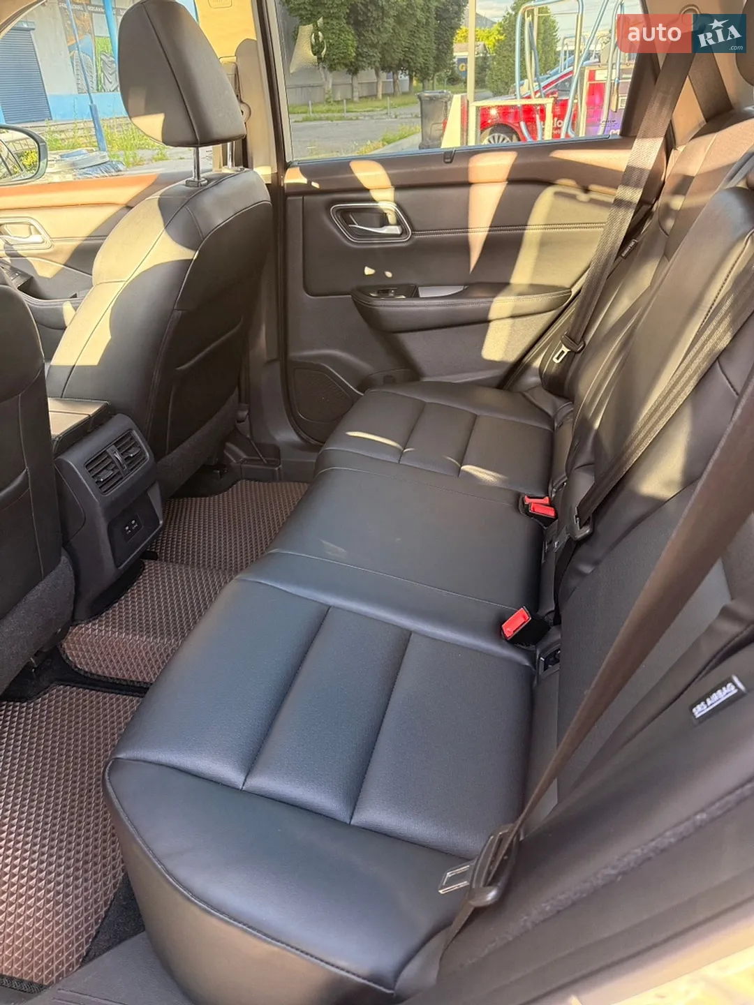 2021 Nissan Rogue - мініатюра 22