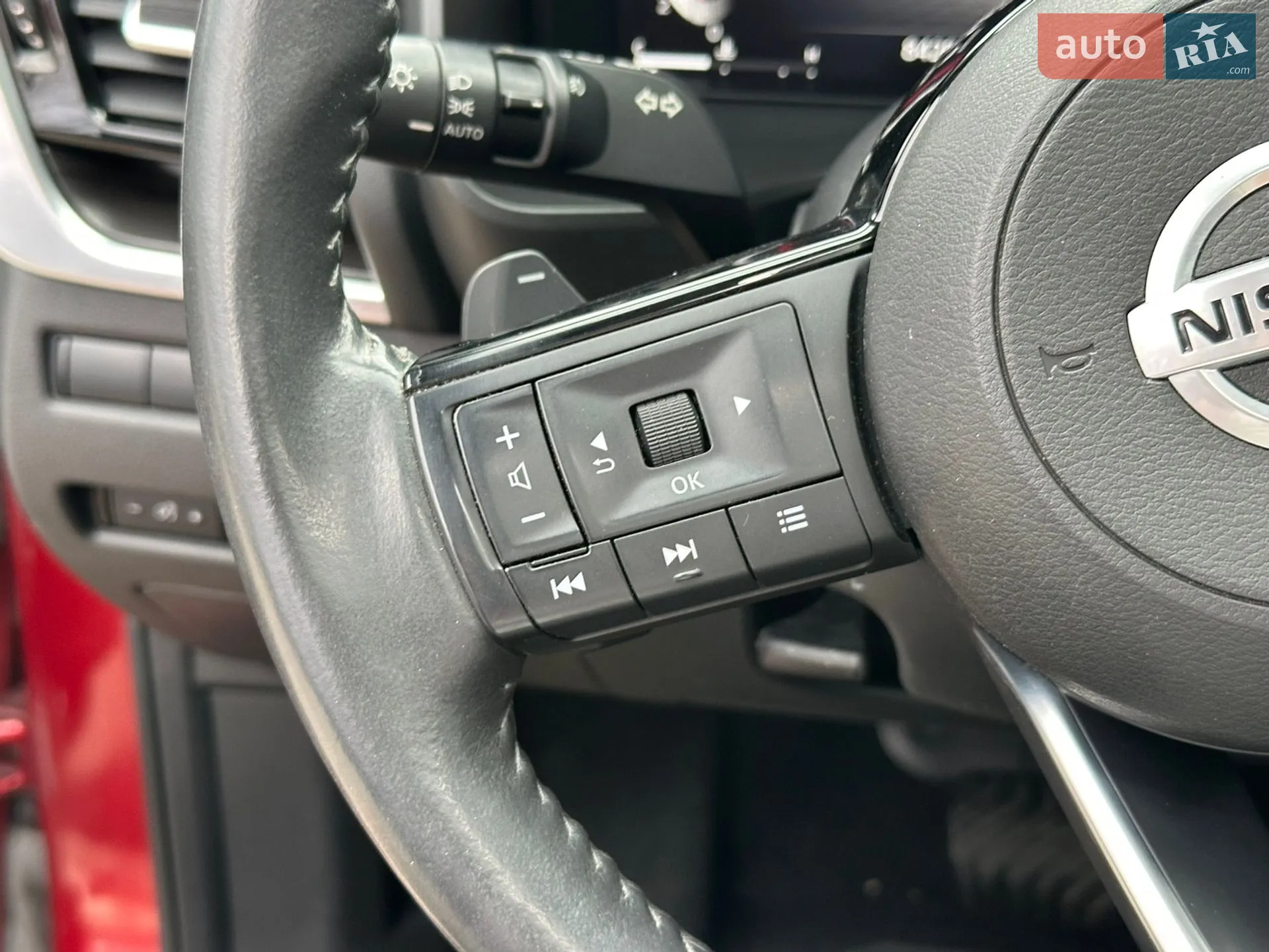 2021 Nissan Rogue - мініатюра 32