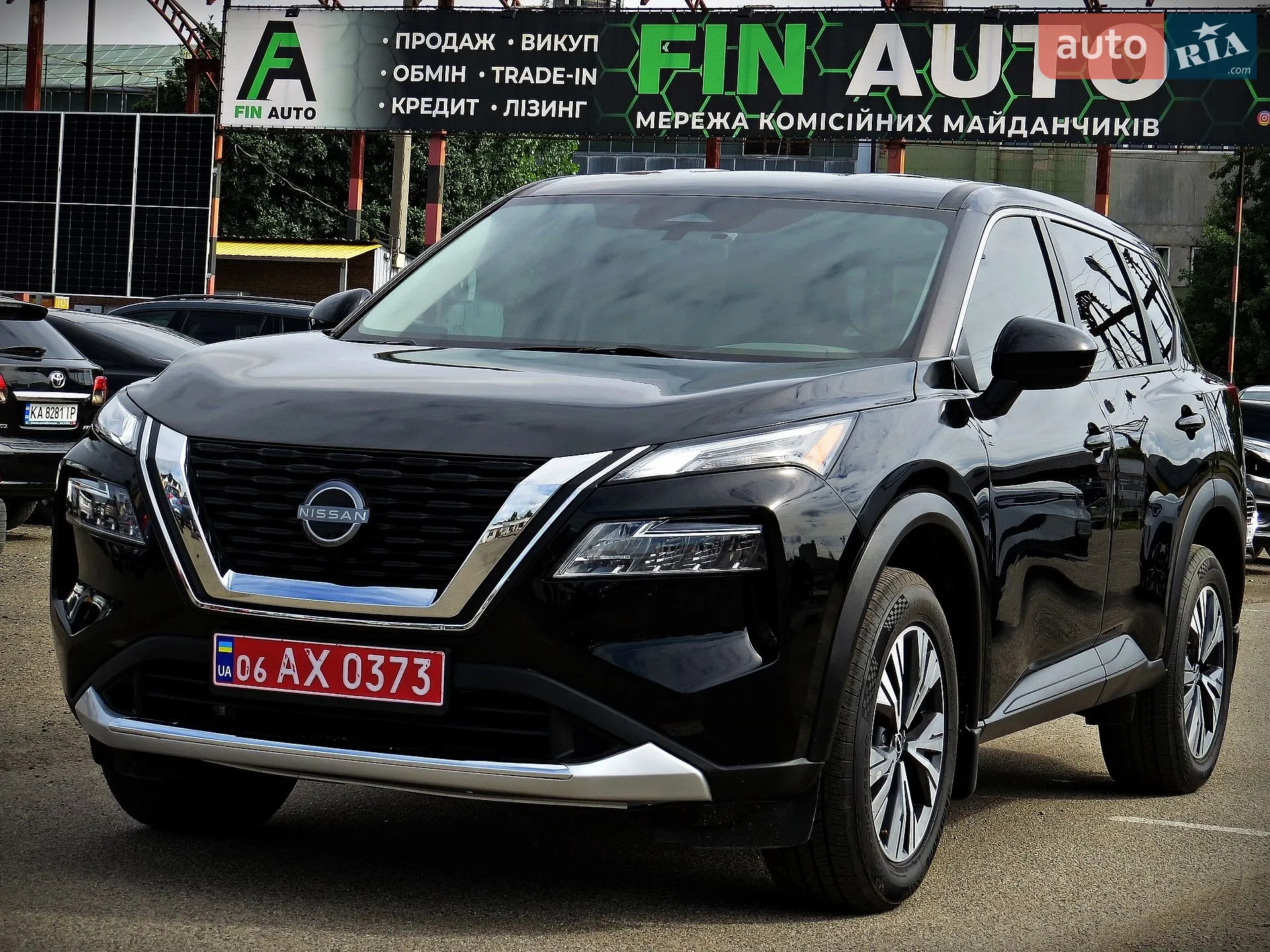 2023 Nissan Rogue - фото 1