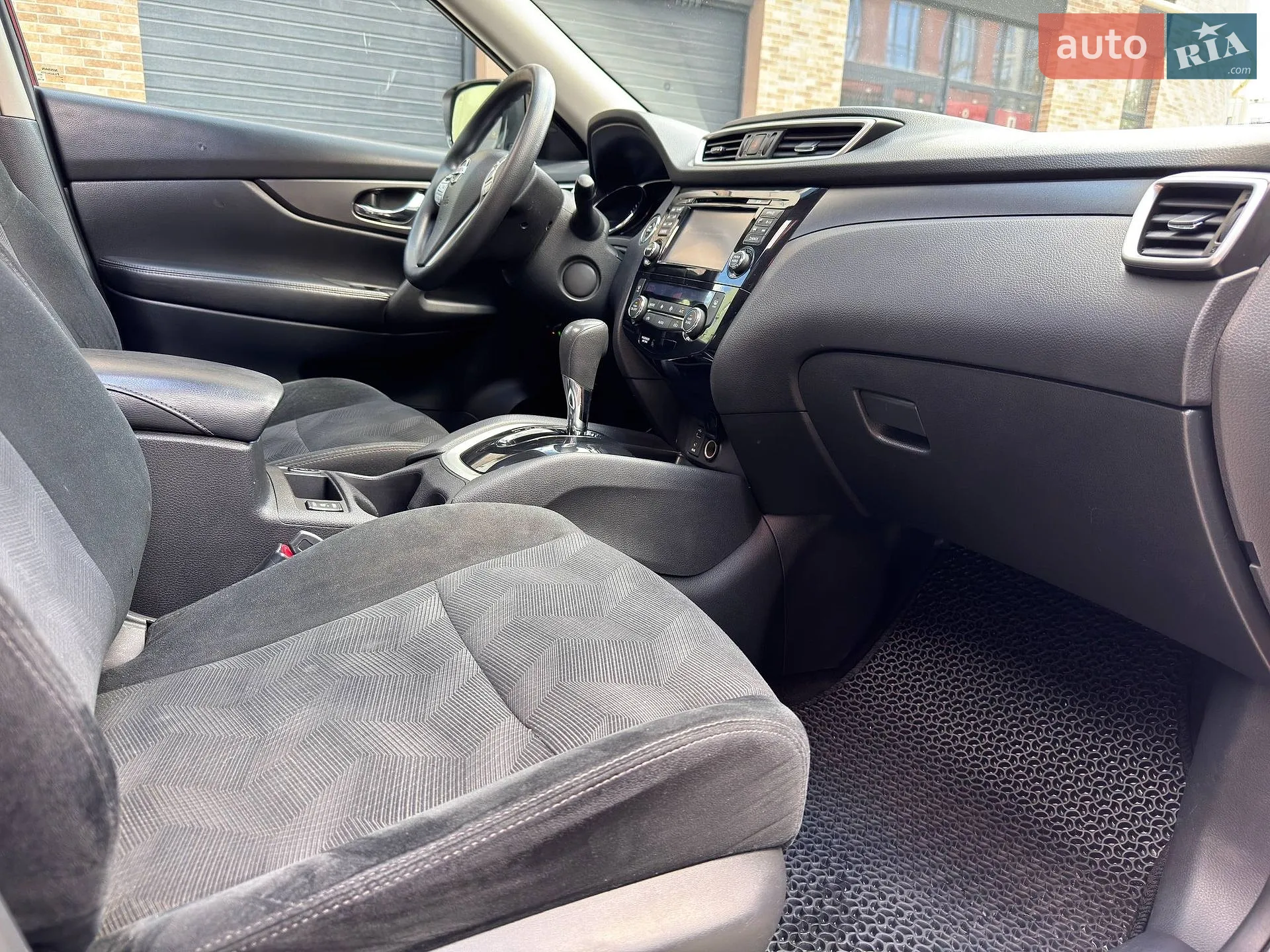 2016 Nissan Rogue - мініатюра 22