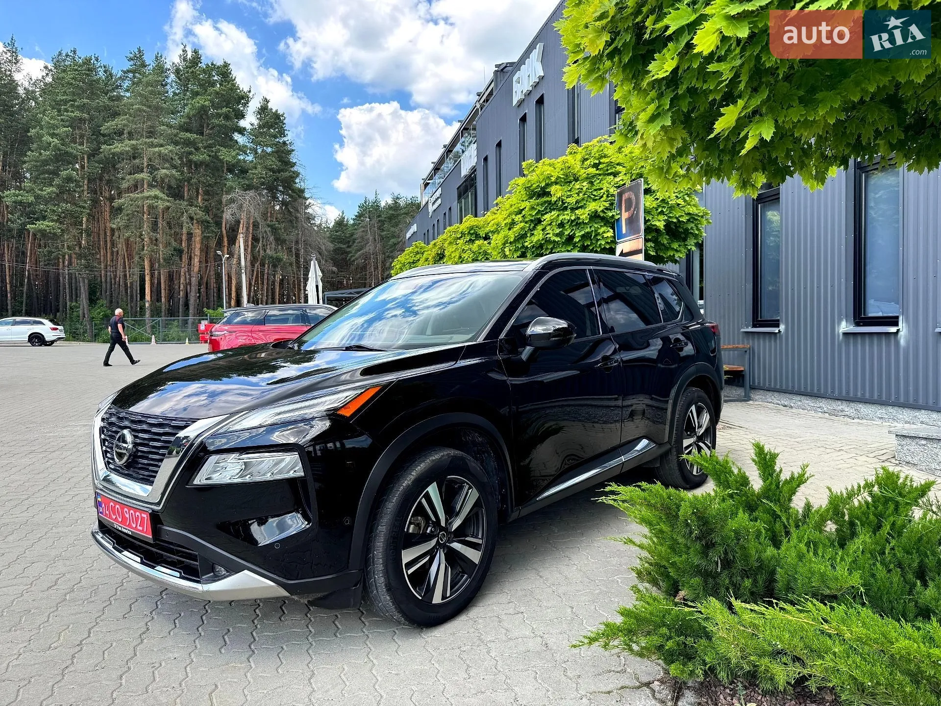 2021 Nissan Rogue - мініатюра 9