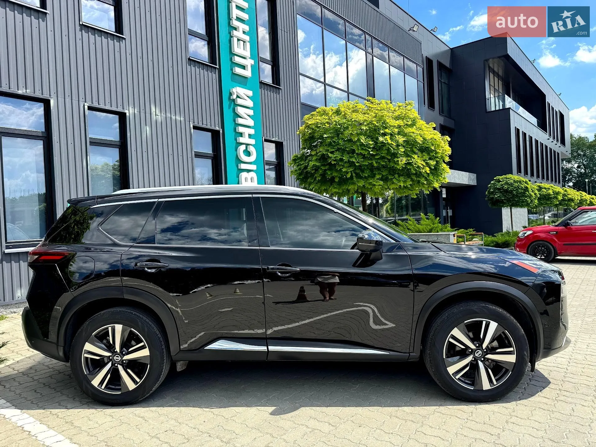 2021 Nissan Rogue - мініатюра 23