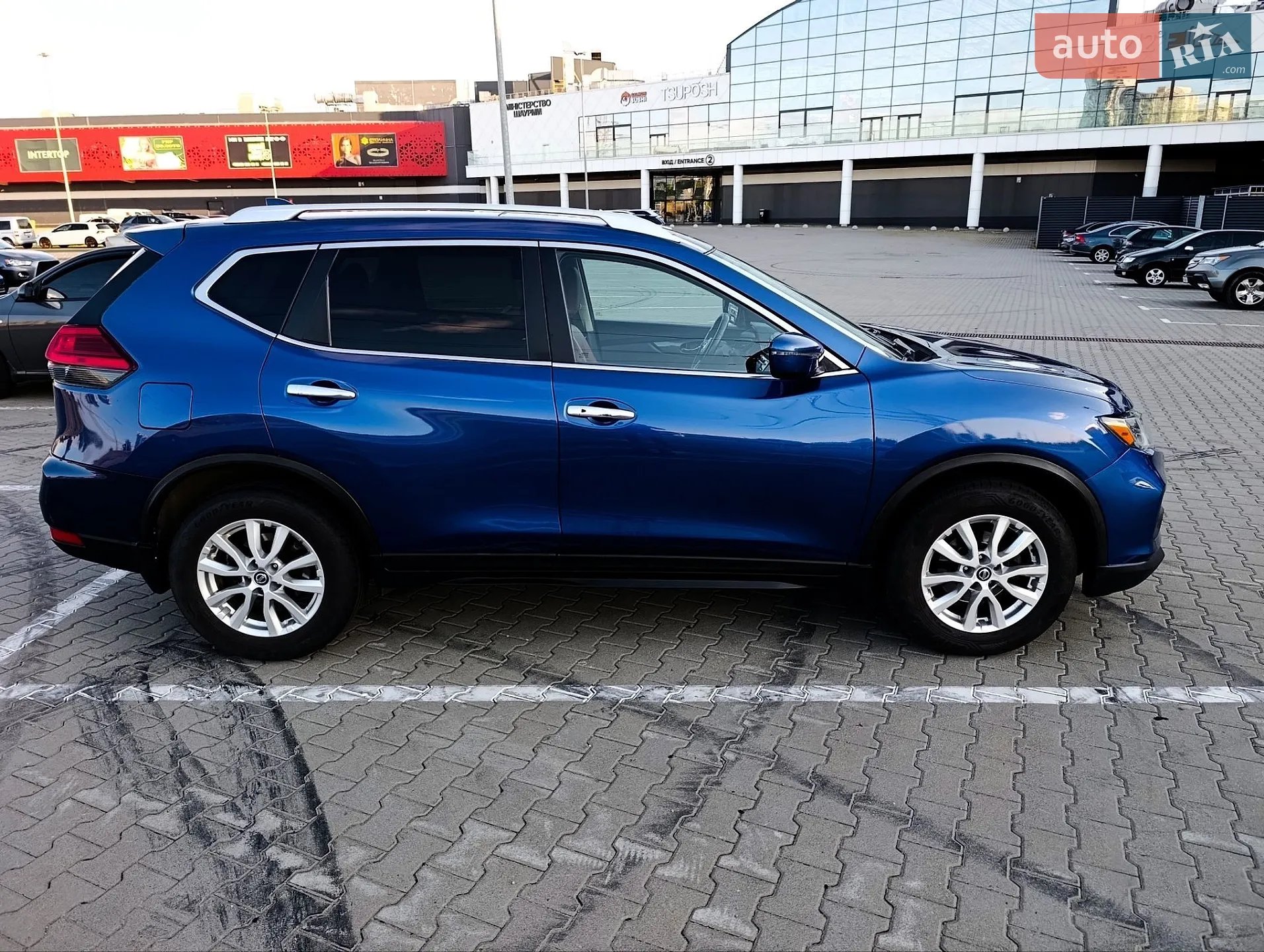 2017 Nissan Rogue - мініатюра 3