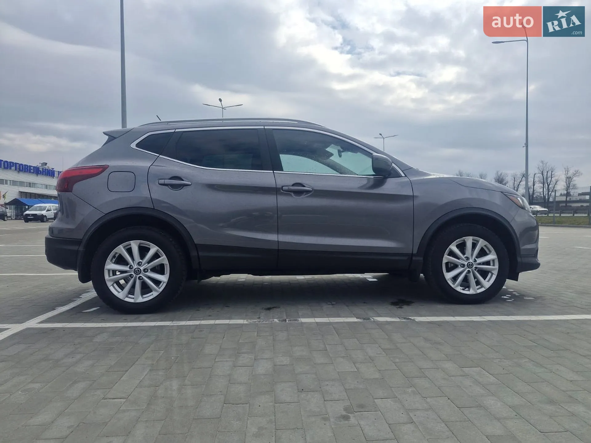 2019 Nissan Rogue - мініатюра 3