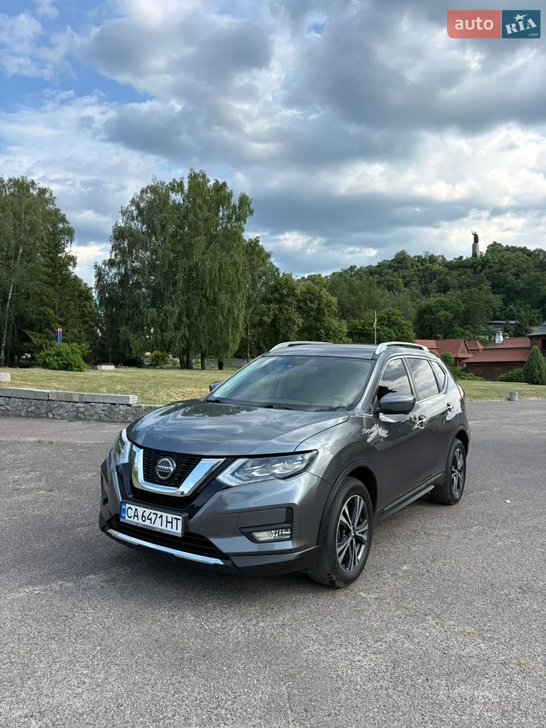 2017 Nissan Rogue - мініатюра 2