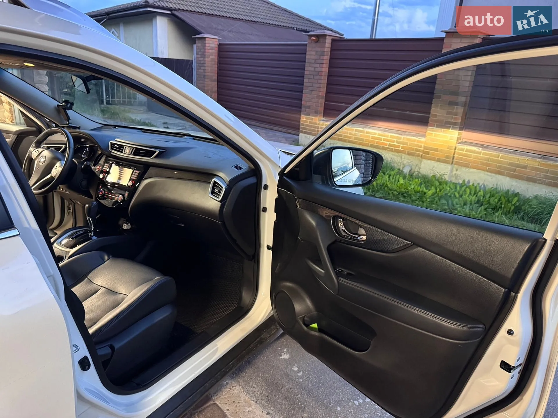 2016 Nissan Rogue - мініатюра 24